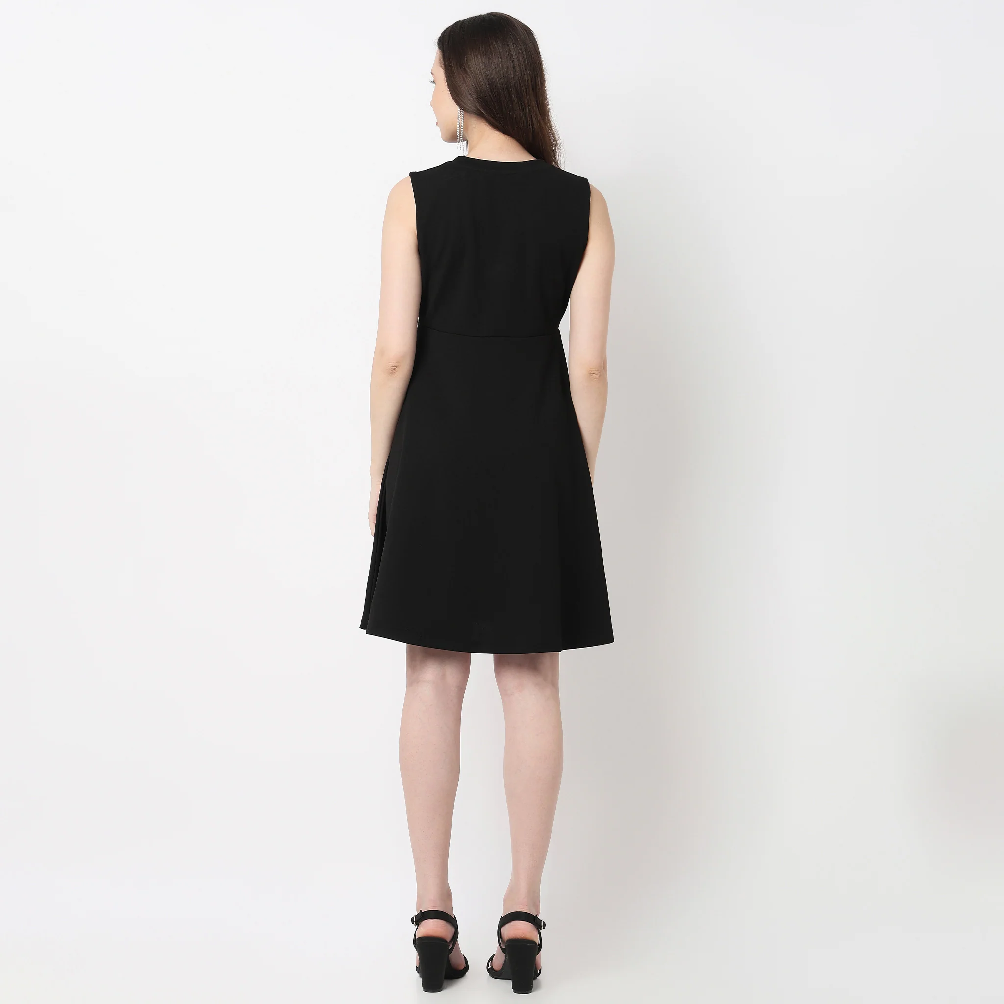 A Line Betty Dress With Bow Detail - Image 3