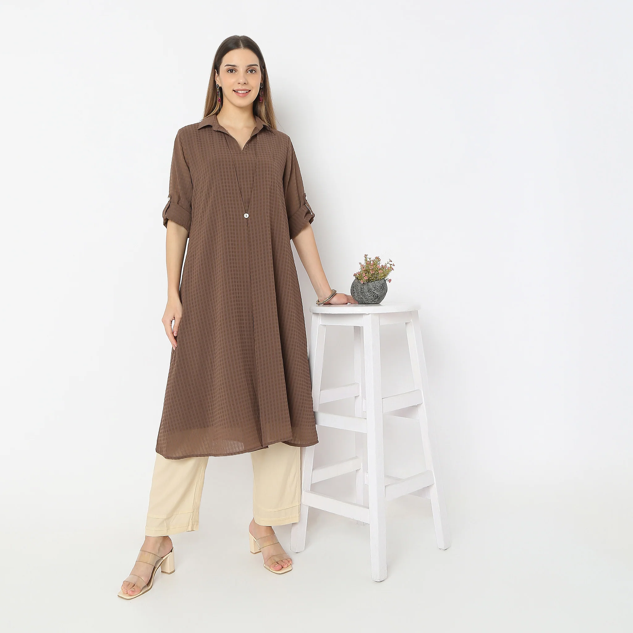A-Line Centre Box Pleat Kurta With Short Collar And Pant Set - Image 8