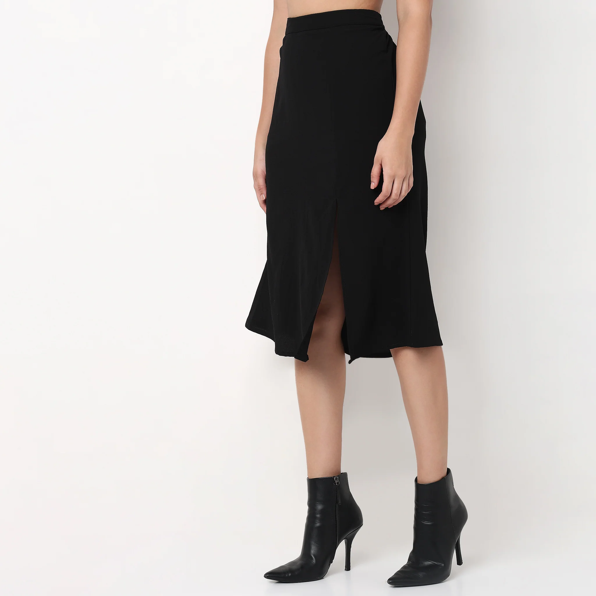 A-Line Printed Skirt with Slit - Image 5