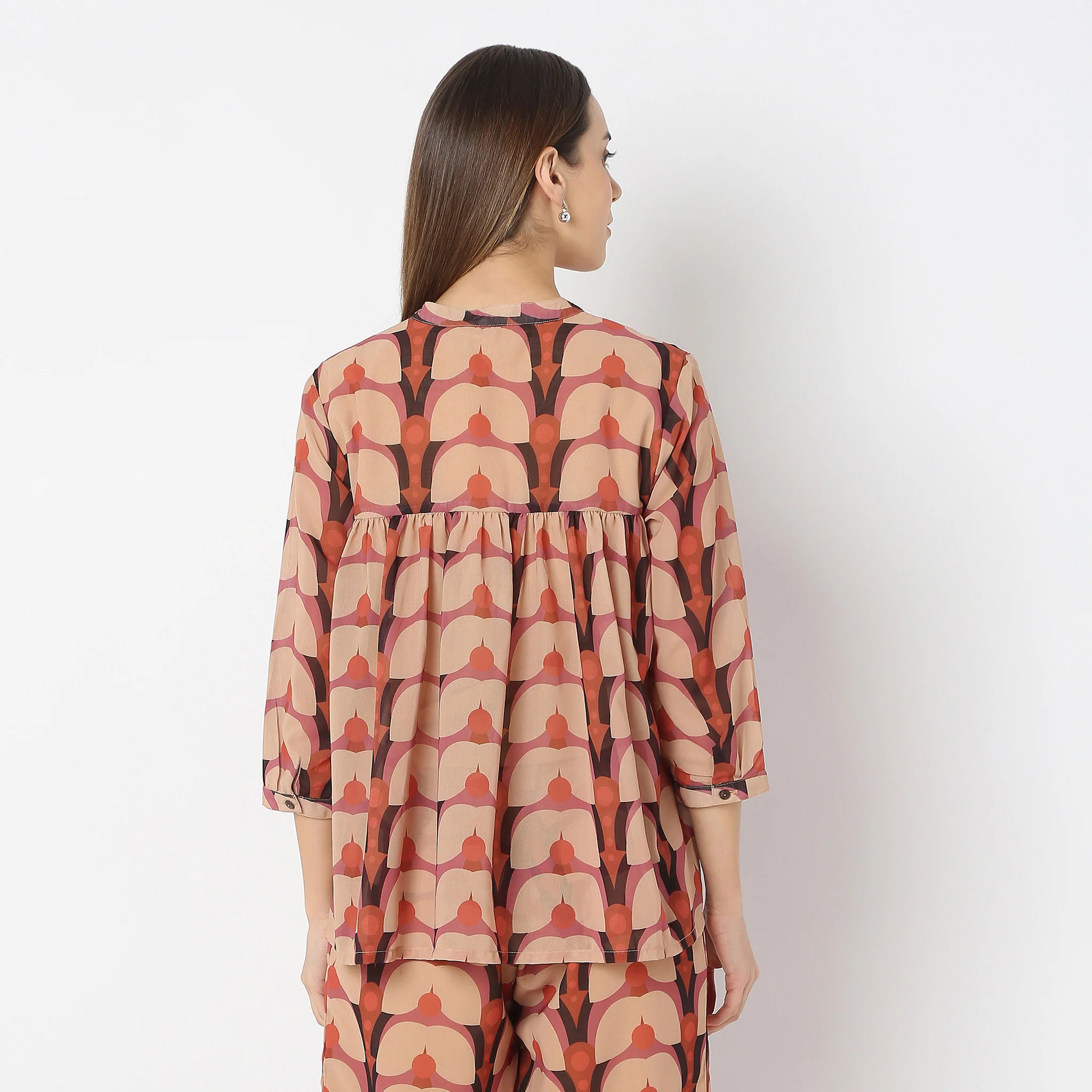 Abstract Gathered Band Neck Flared Top - Image 3