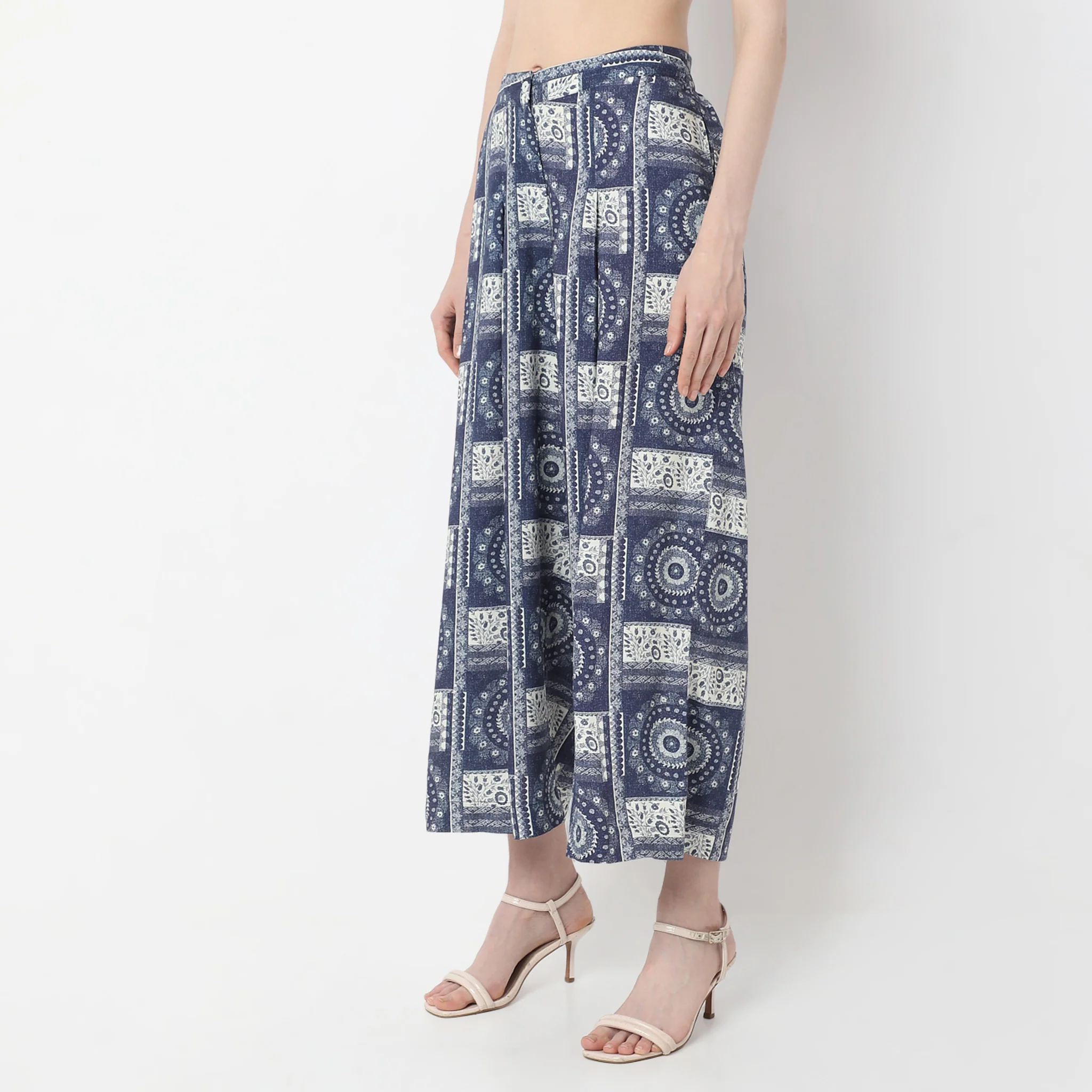 Abstract Print High Rise Straight Fit Culottes - Image 5