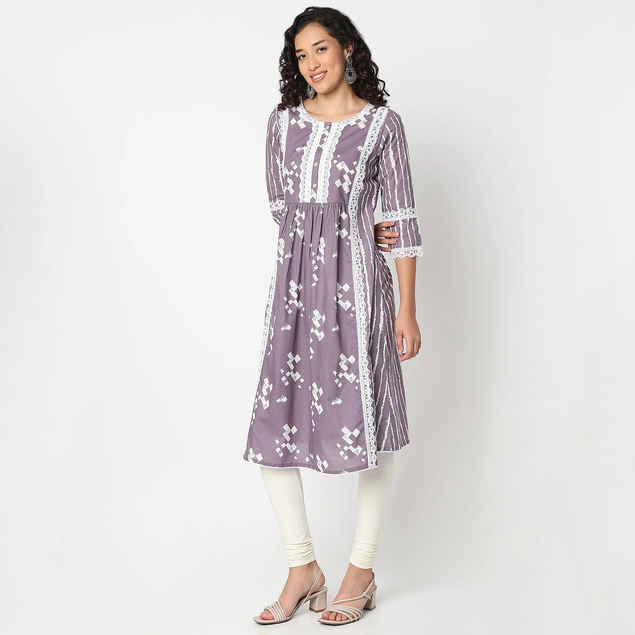 Abstract Printed Kurta With Lace Highlight - Image 9