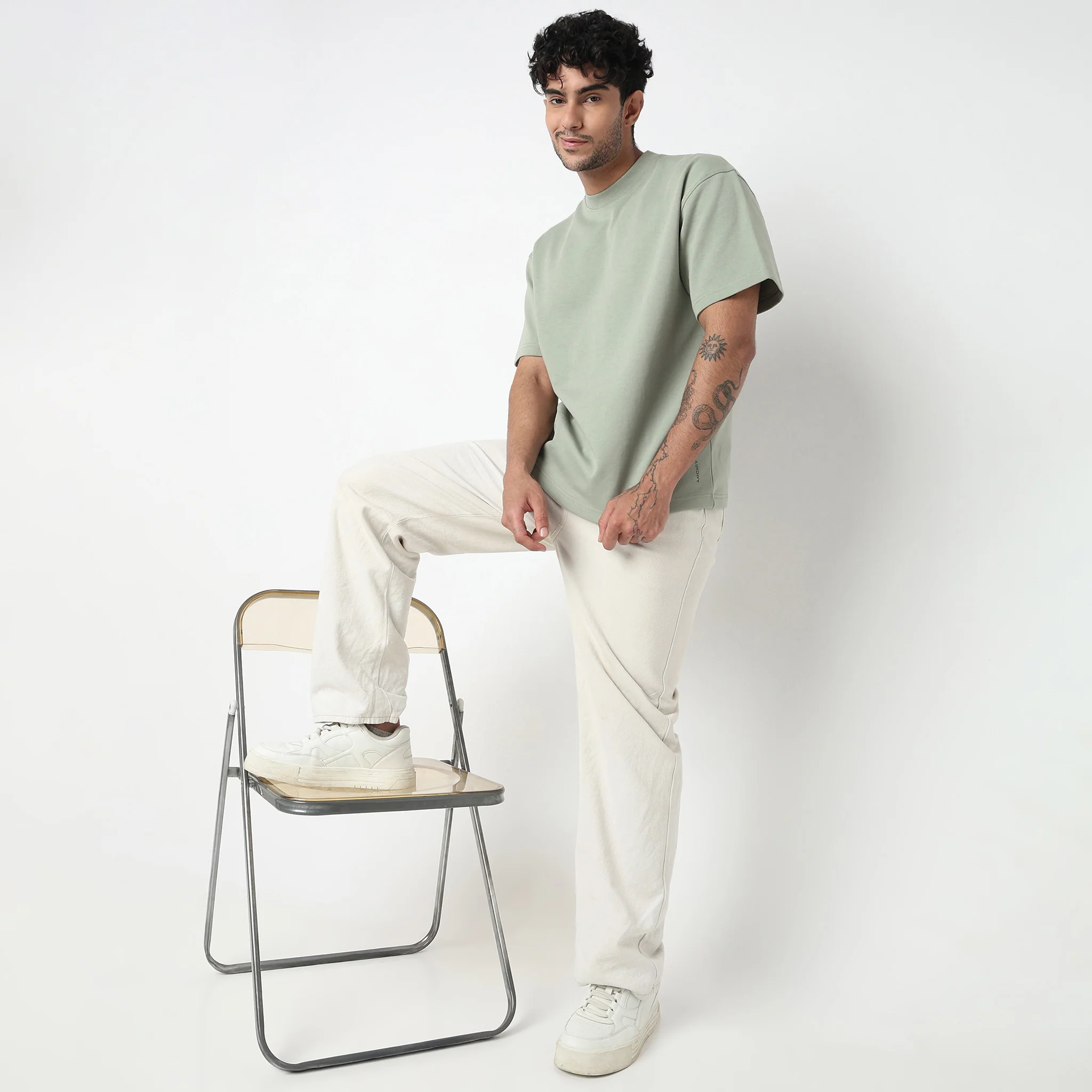 Airess Oversize Solid T-Shirt - Image 7
