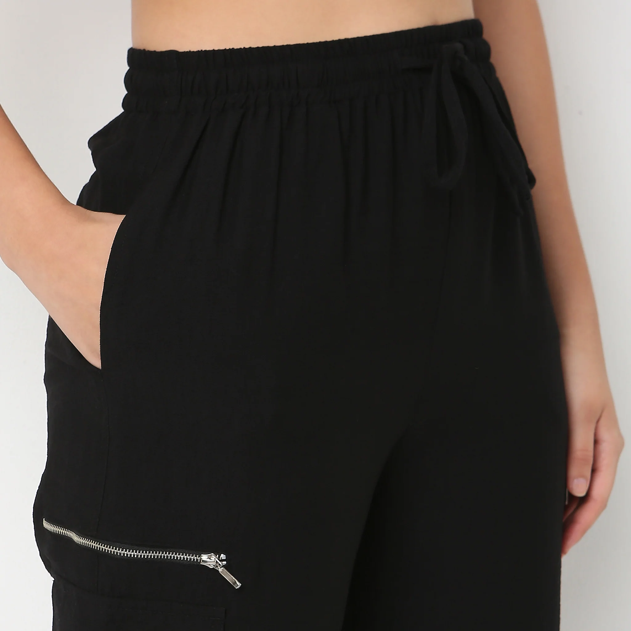 Relaxed Fit High Rise Pant With Elasticated Drawcord - Image 4