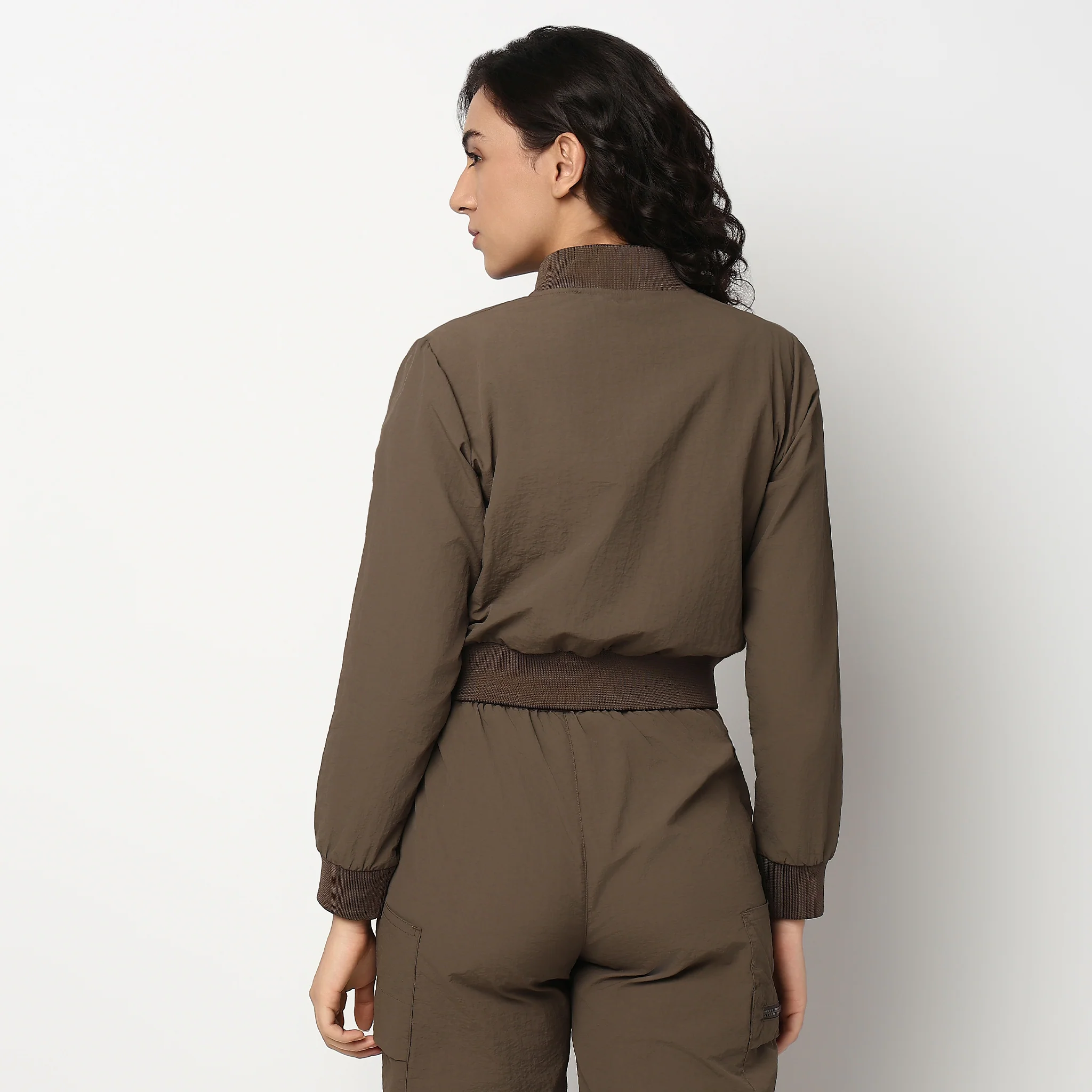 Athleisure Cropped Tech Jacket - Image 3
