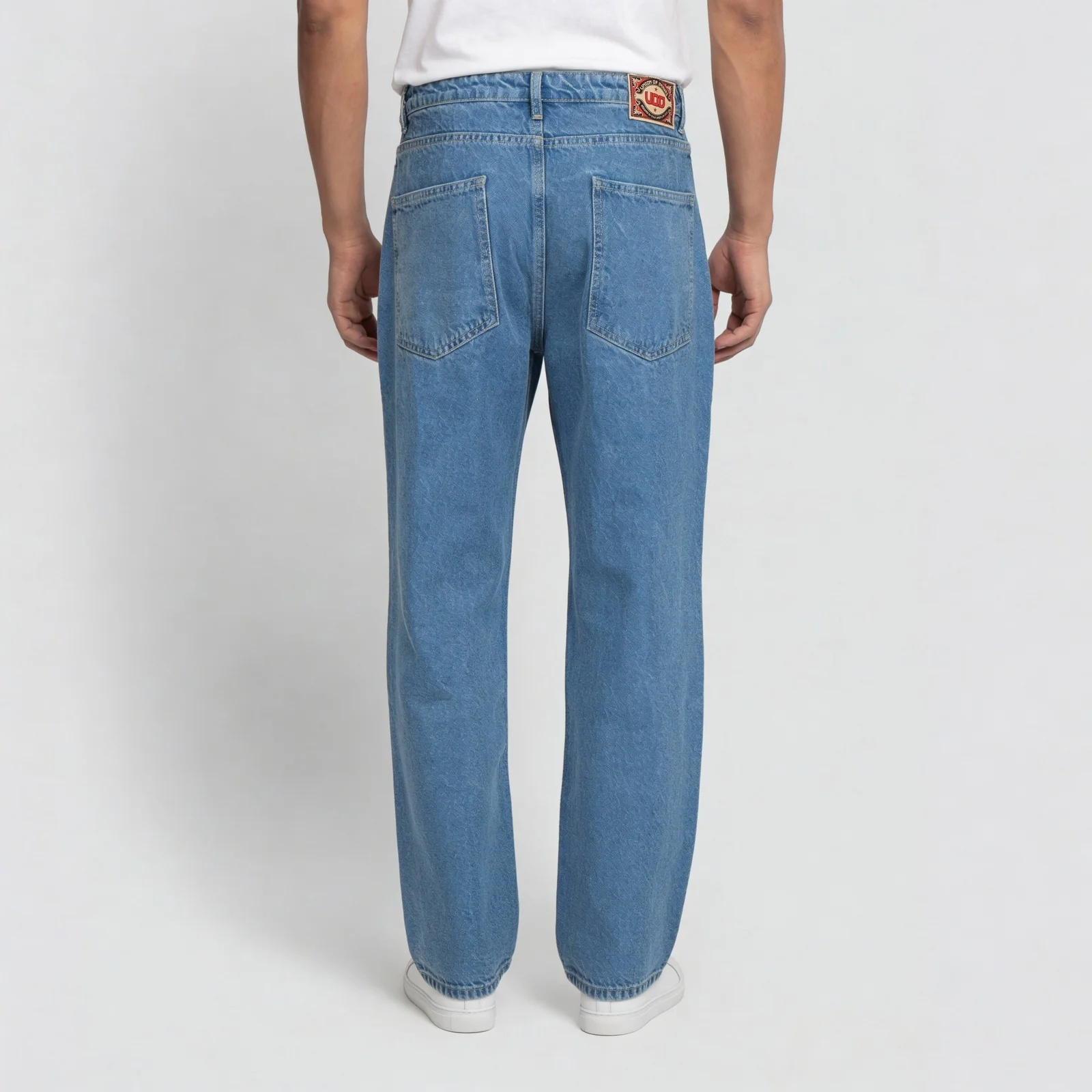 Baggy Fit High Rise Jeans - Image 3