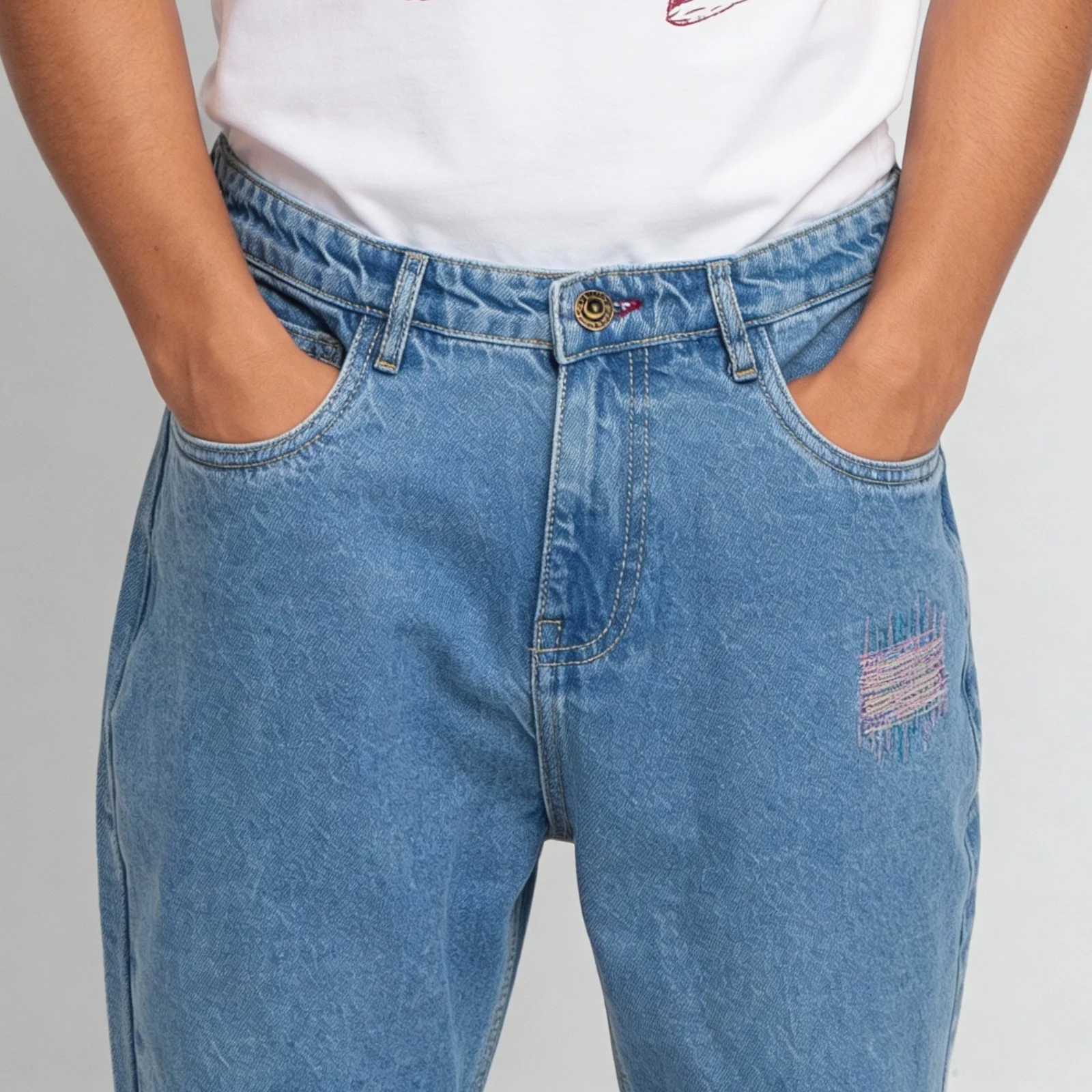 Baggy Fit High Rise Jeans - Image 4