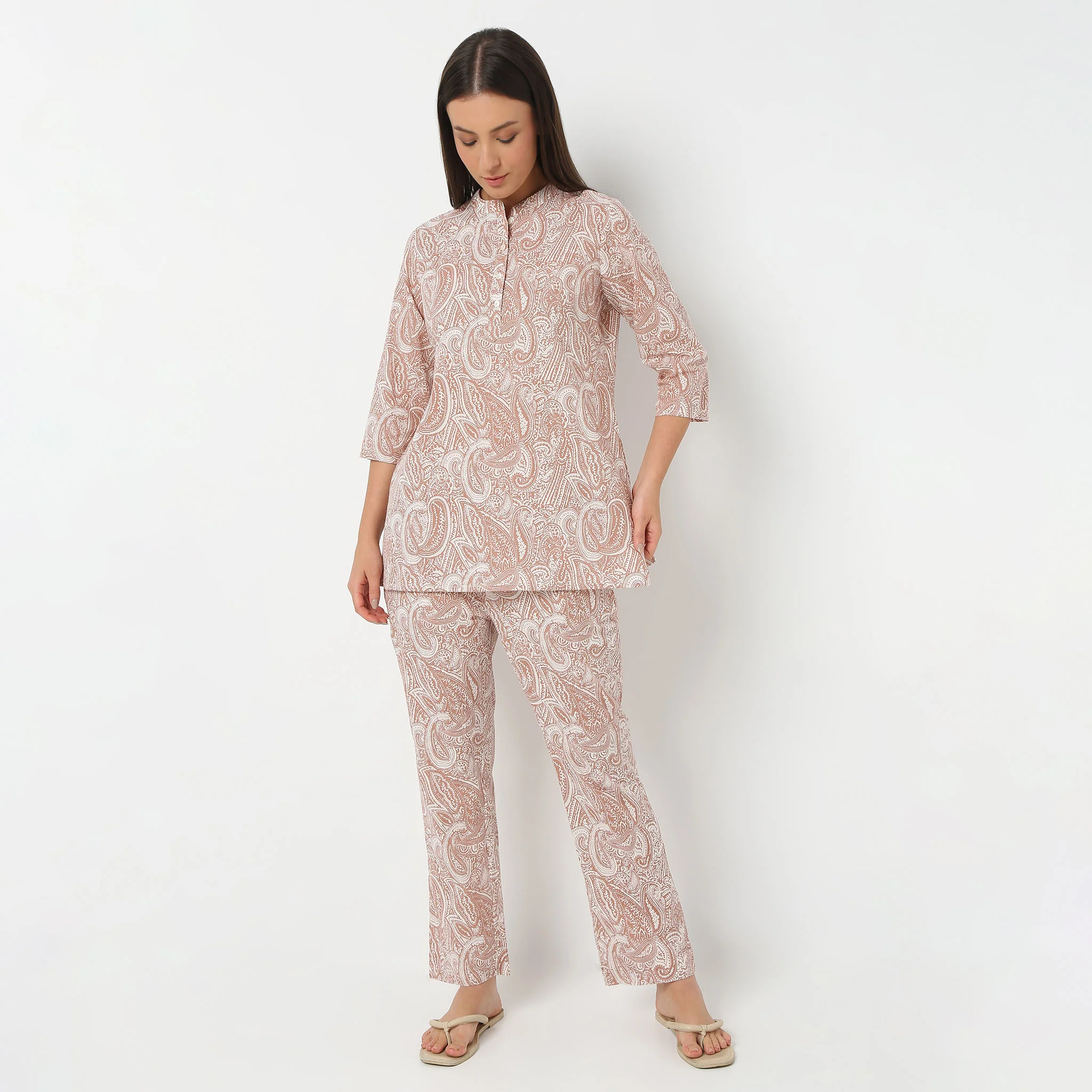 Band Collar Three-Fourth Sleeve Printed Jaipuri Top With Pyjama Sleepwear Set - Image 2