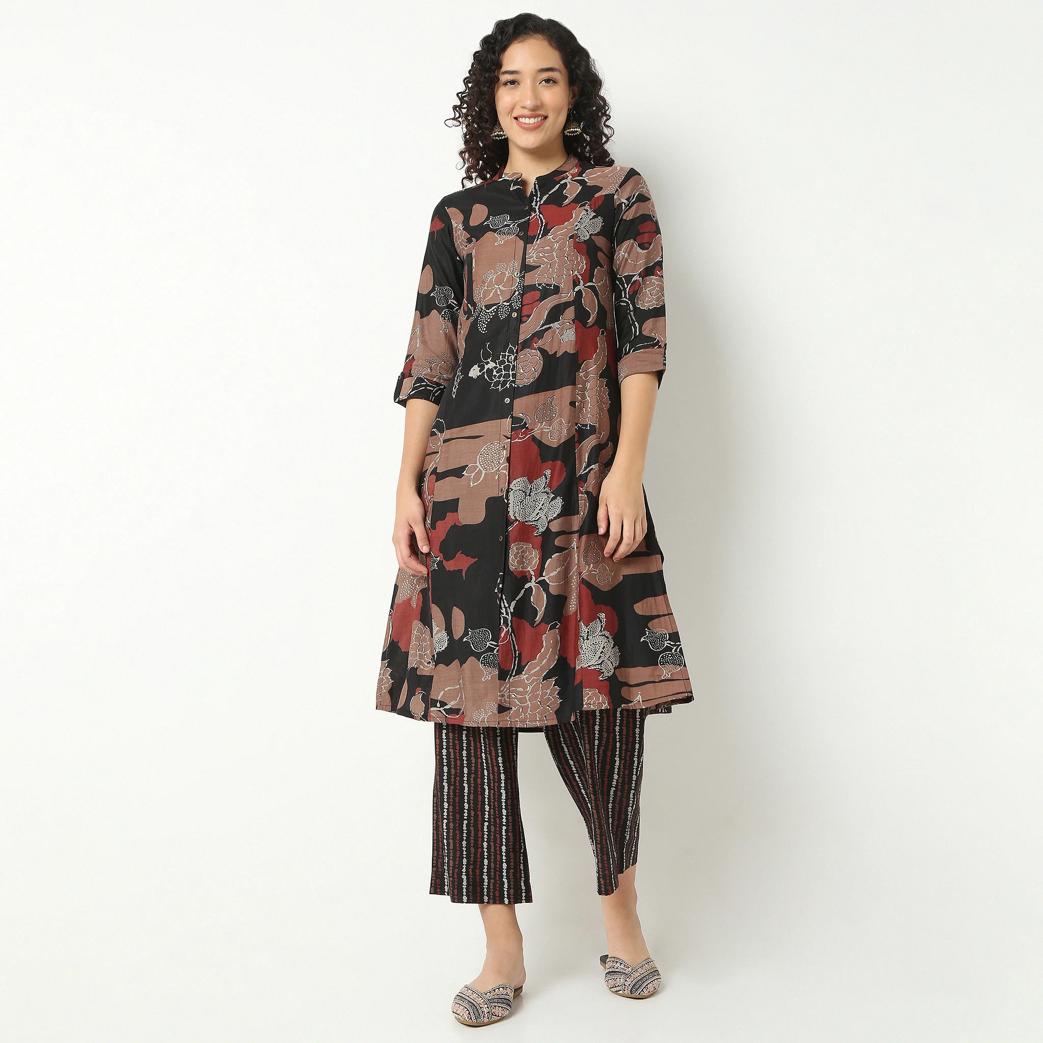 Band Neck Kurta With Pant Set - Image 2