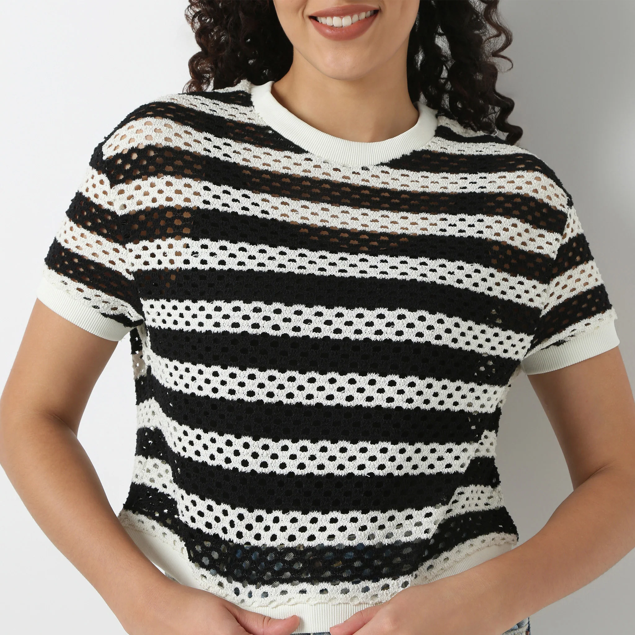 Betty Cropped Boxy Fit Fashion Tee With Half Sleeve - Image 4