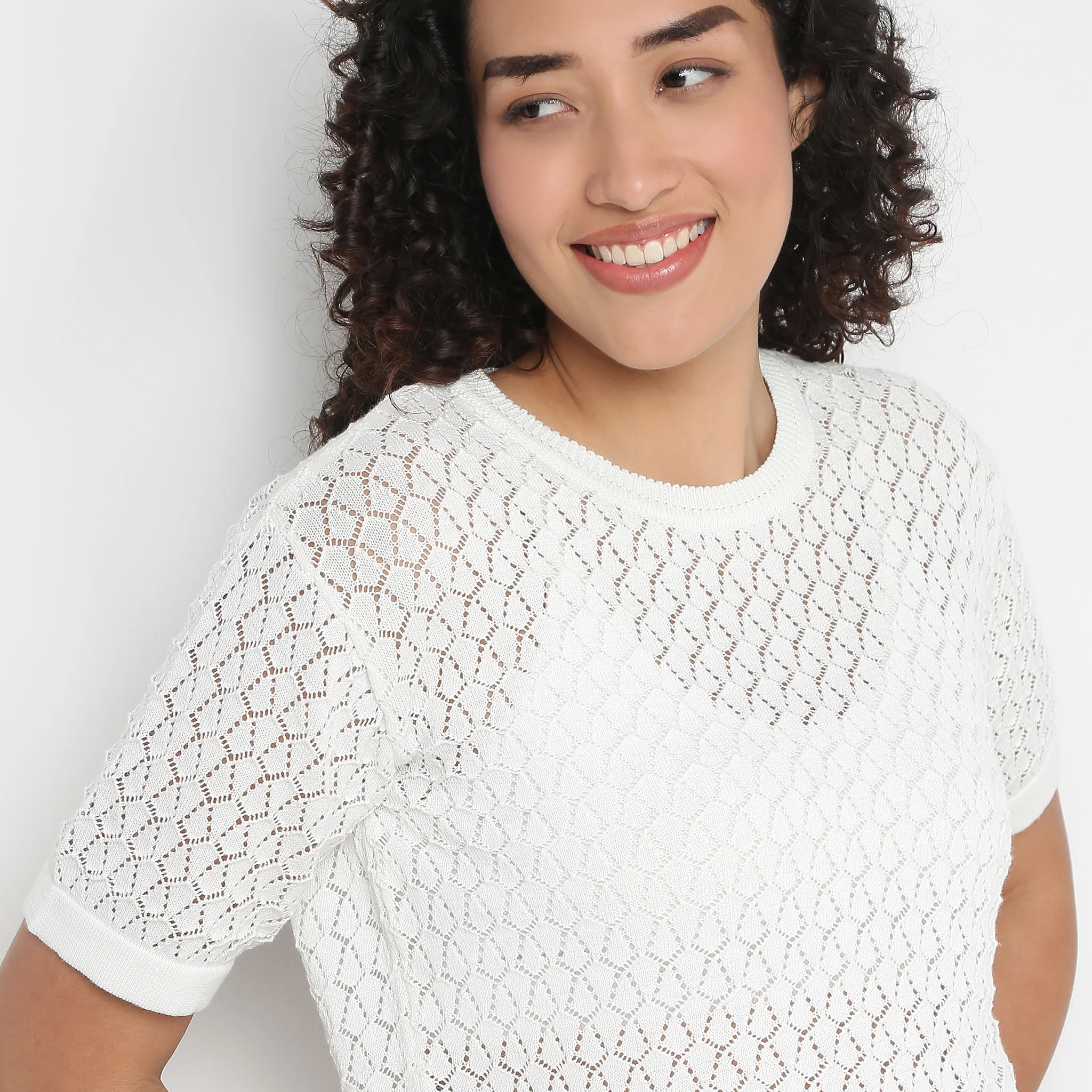 Betty Cropped Fashion Round Neck Tee - Image 4