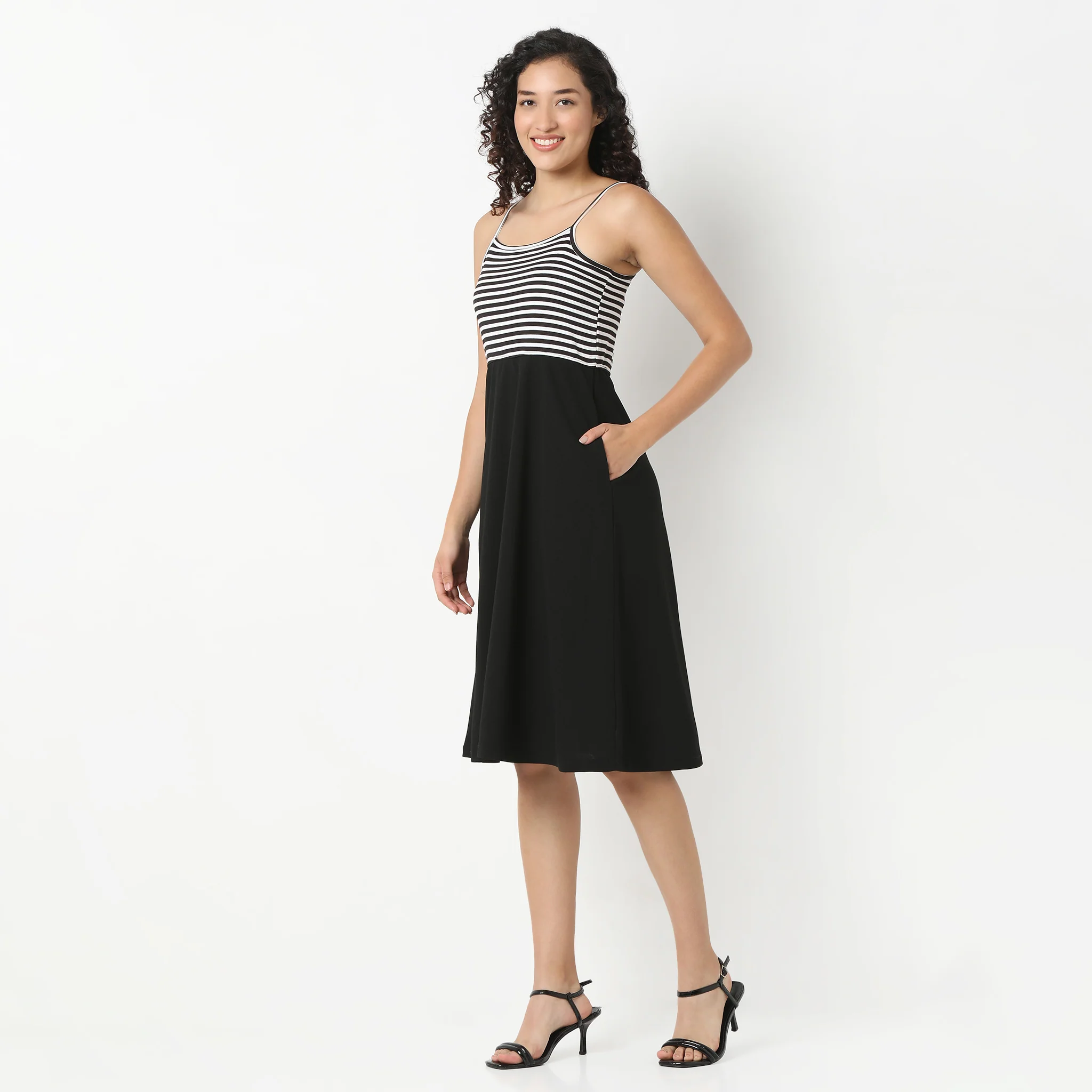 Betty Flared Sleeveless Solid Dress - Image 5