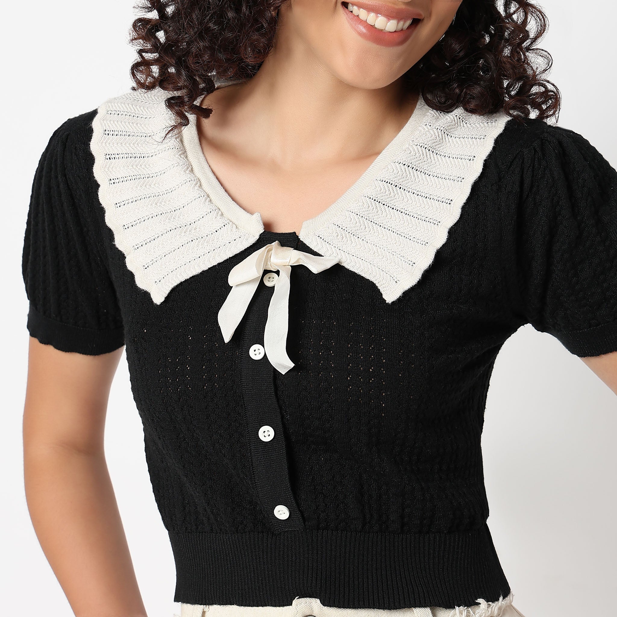 Betty Peterpan Collar Fashion T-Shirt - Image 4