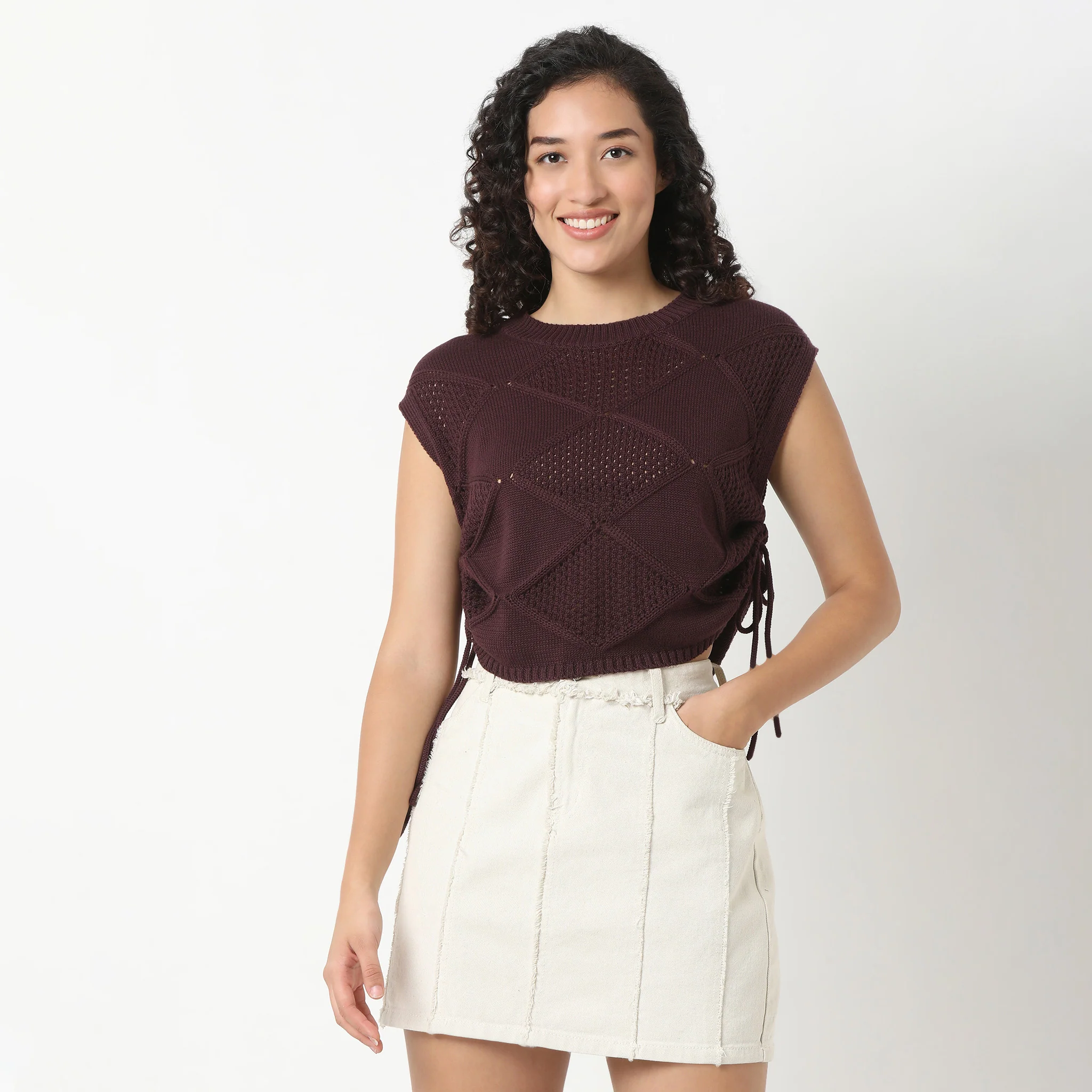 Betty Relaxed Fit Fashion T-Shirt With Extended Sleeves - Image 2