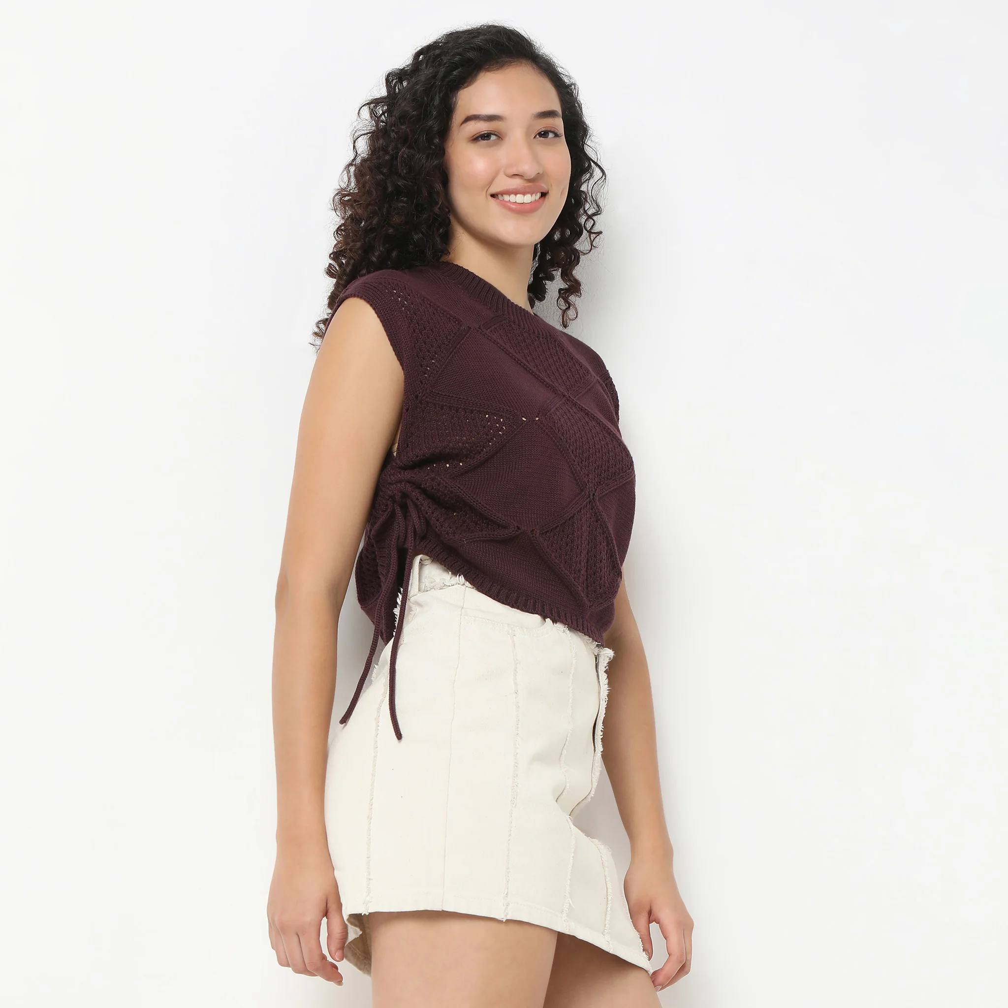 Betty Relaxed Fit Fashion T-Shirt With Extended Sleeves - Image 5