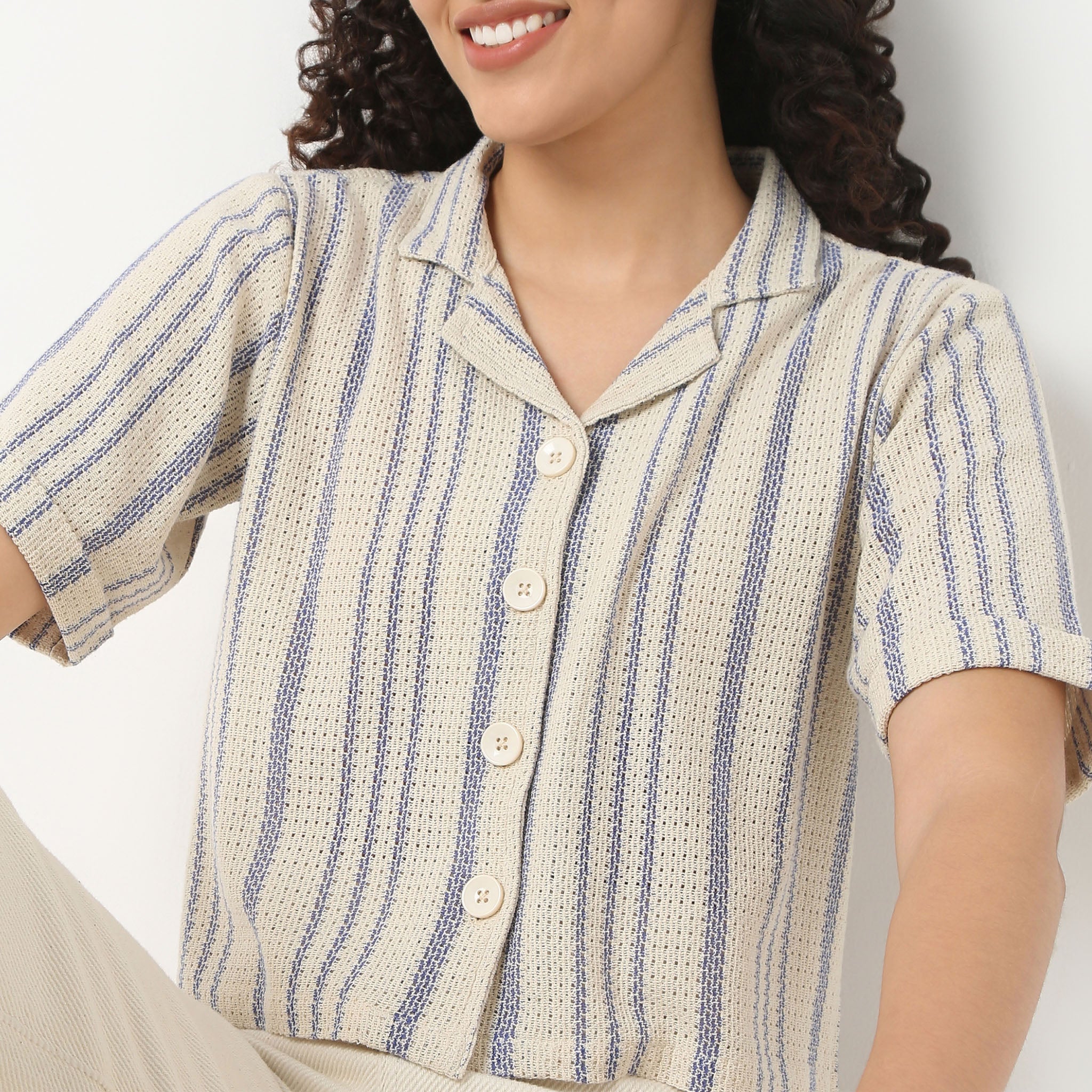 Betty Shirt With Lapel Collar And Stripe Print - Image 4