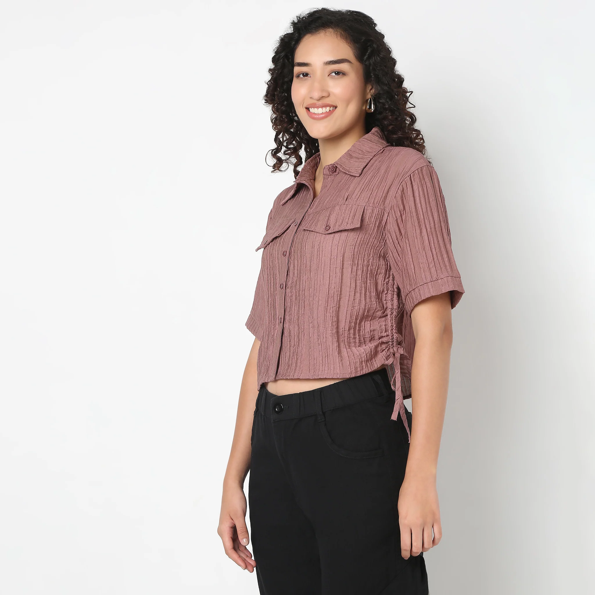 Betty Side Ruching Crop Shirt - Image 5