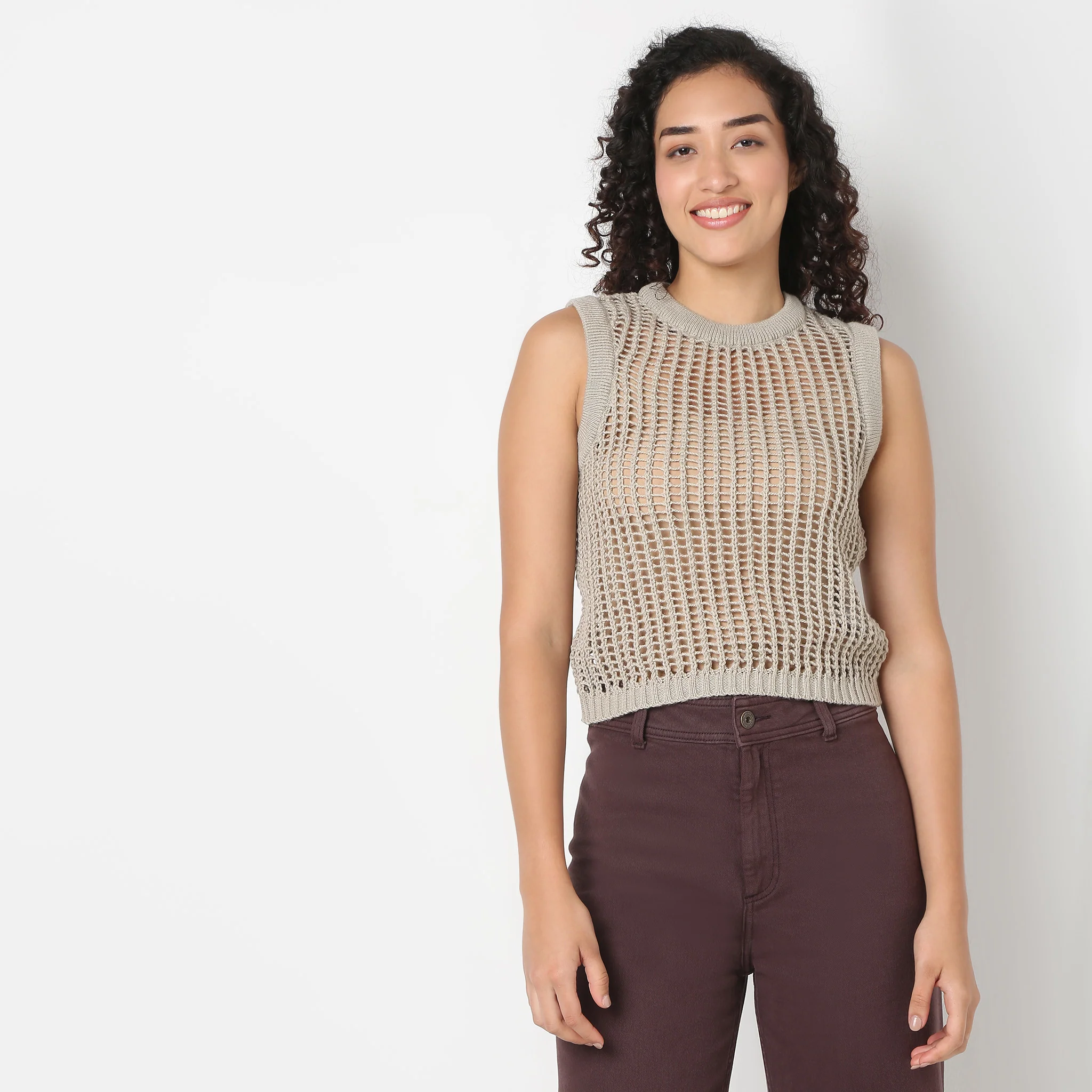 Betty Sleeveless Fashion Tee - Image 2