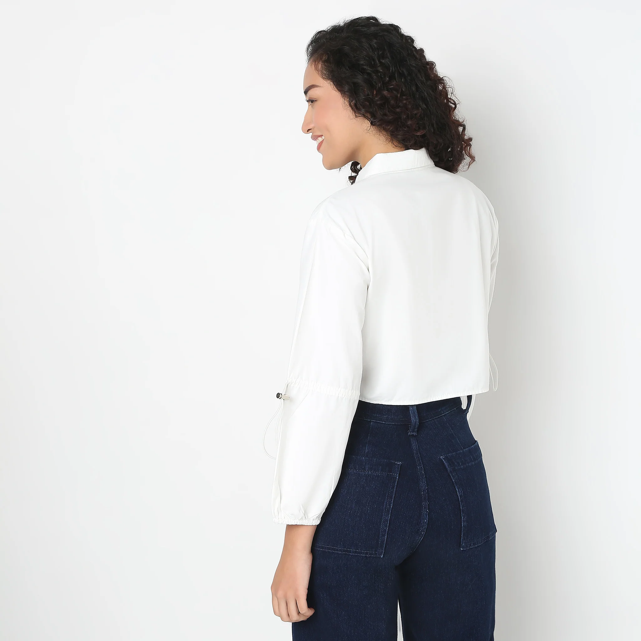 Betty Solid Vest With Button Opening - Image 3