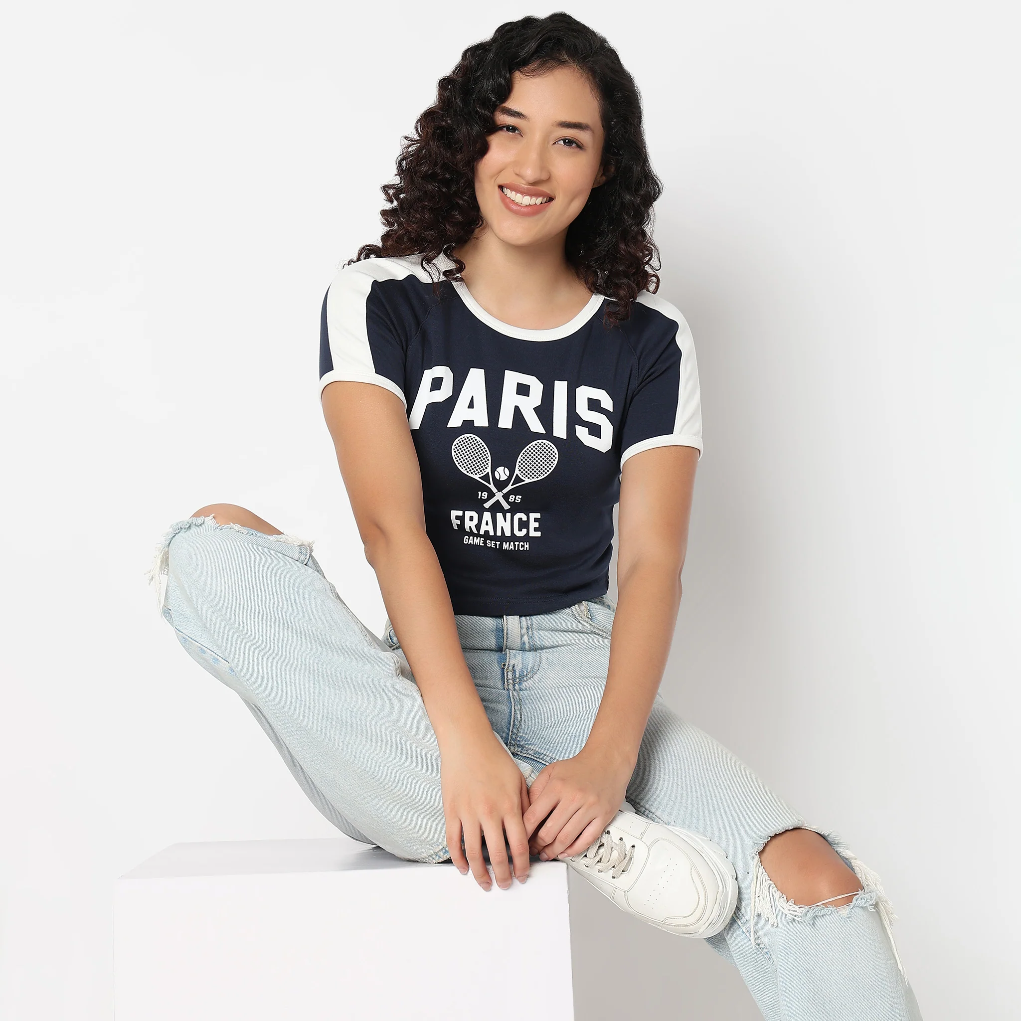 Betty T-Shirt With Front Graphic Print - Image 2