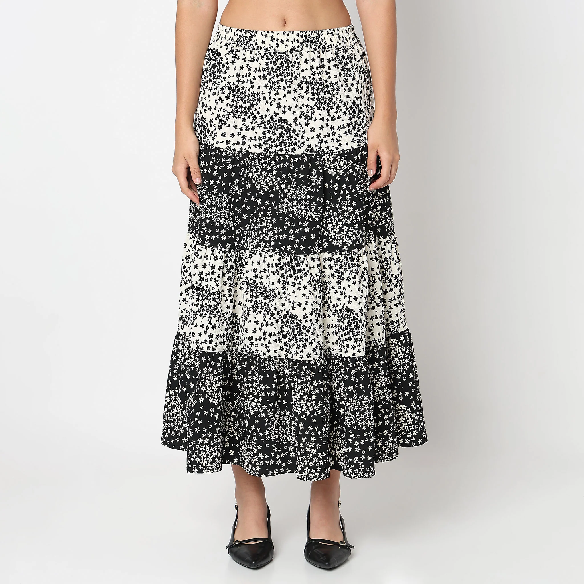 Betty Tiered Skirt With Floral All Over Print - Image 2