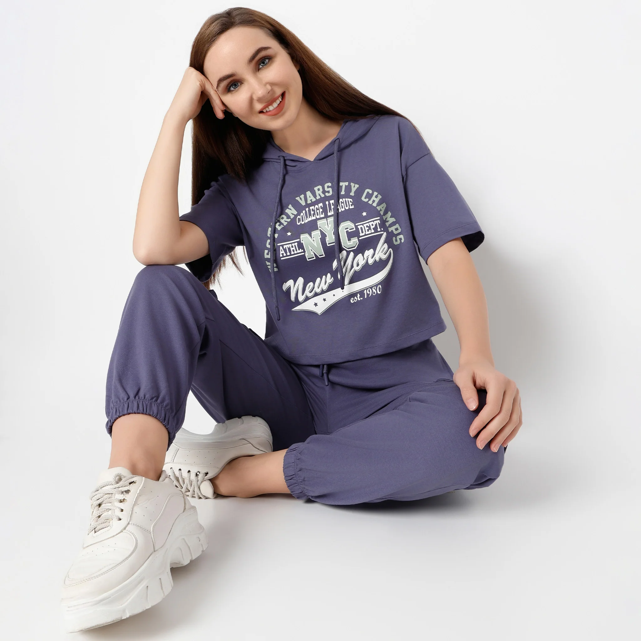 Hoodie Boxy Fit Graphic Athleisure Crop T-Shirt