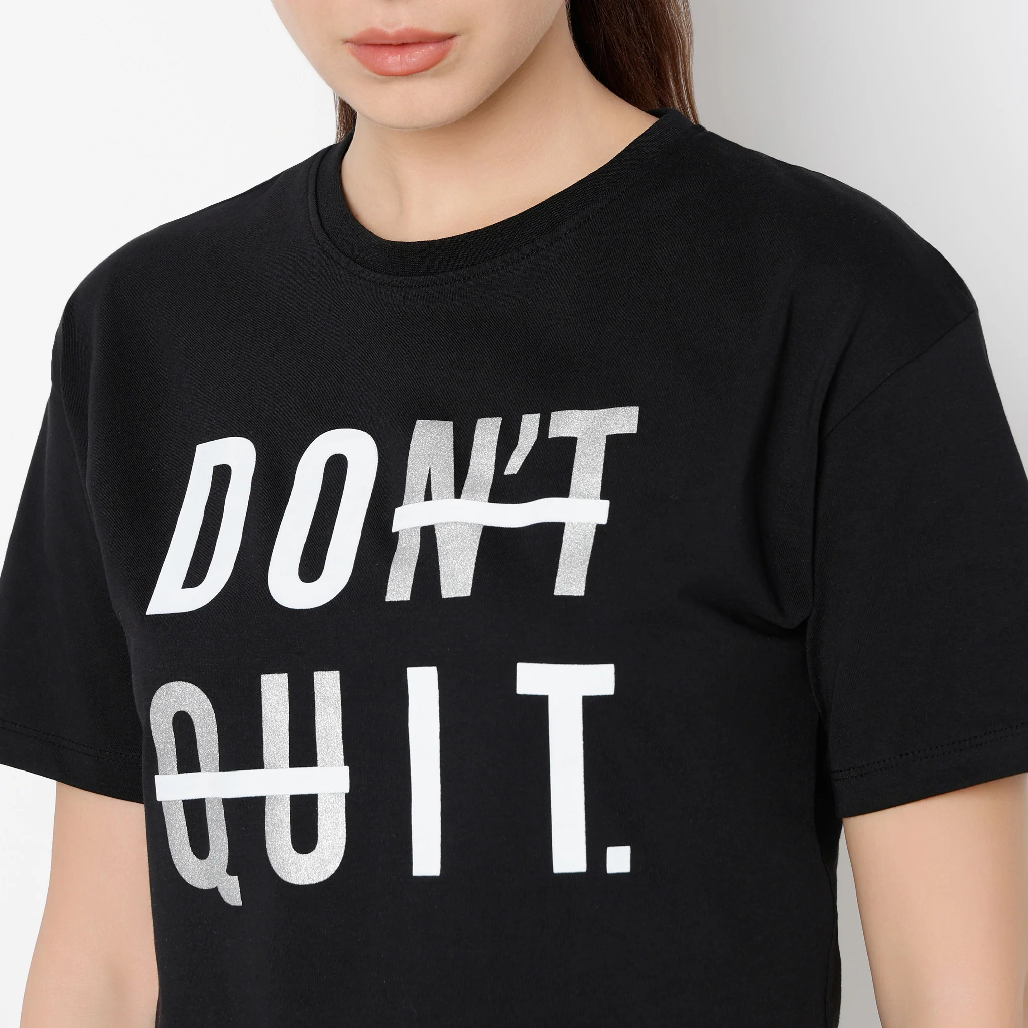 Boxy Fit Round Neck Performance Graphic Crop T-Shirt - Image 9
