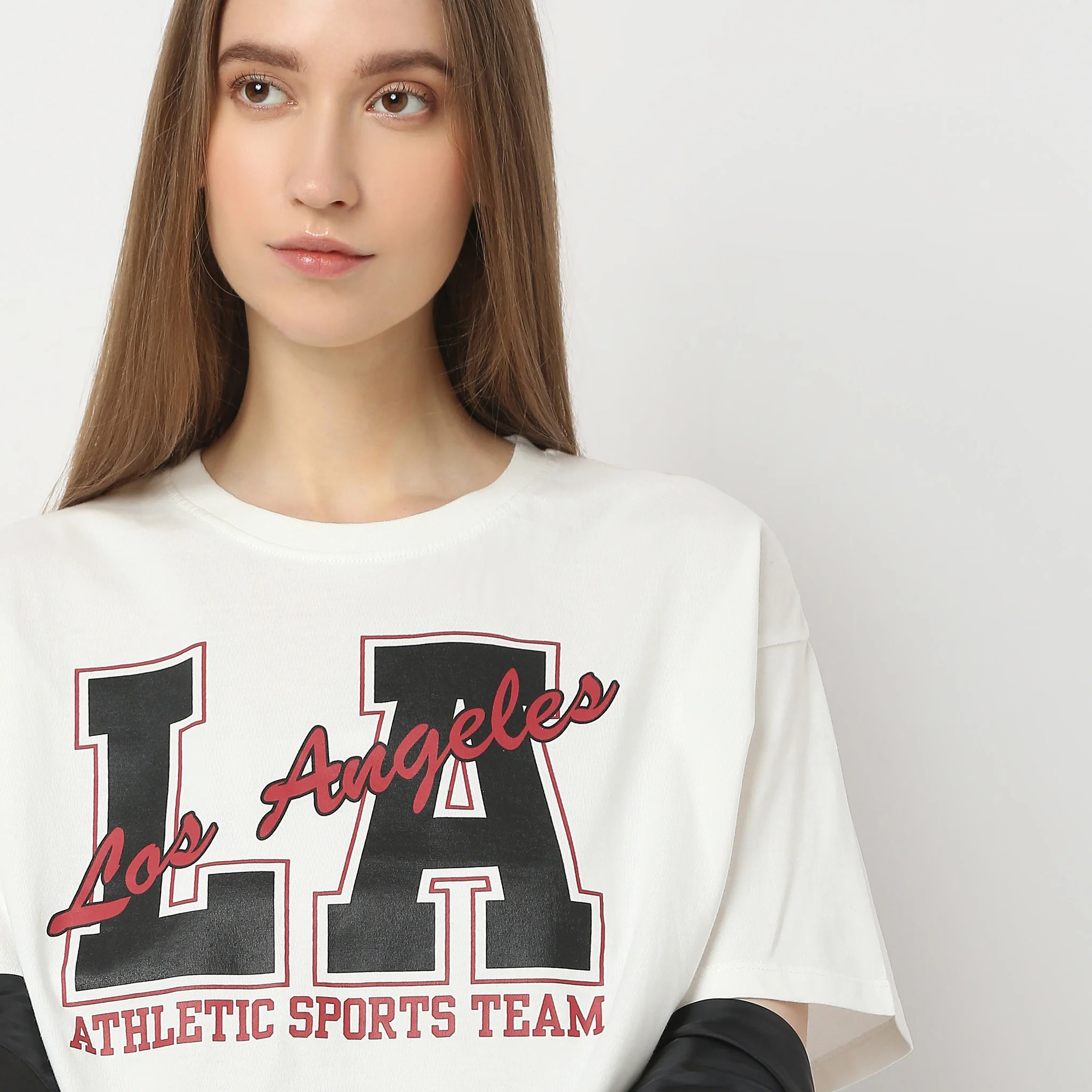 Boxy Fit Graphic T-Shirt - Image 4