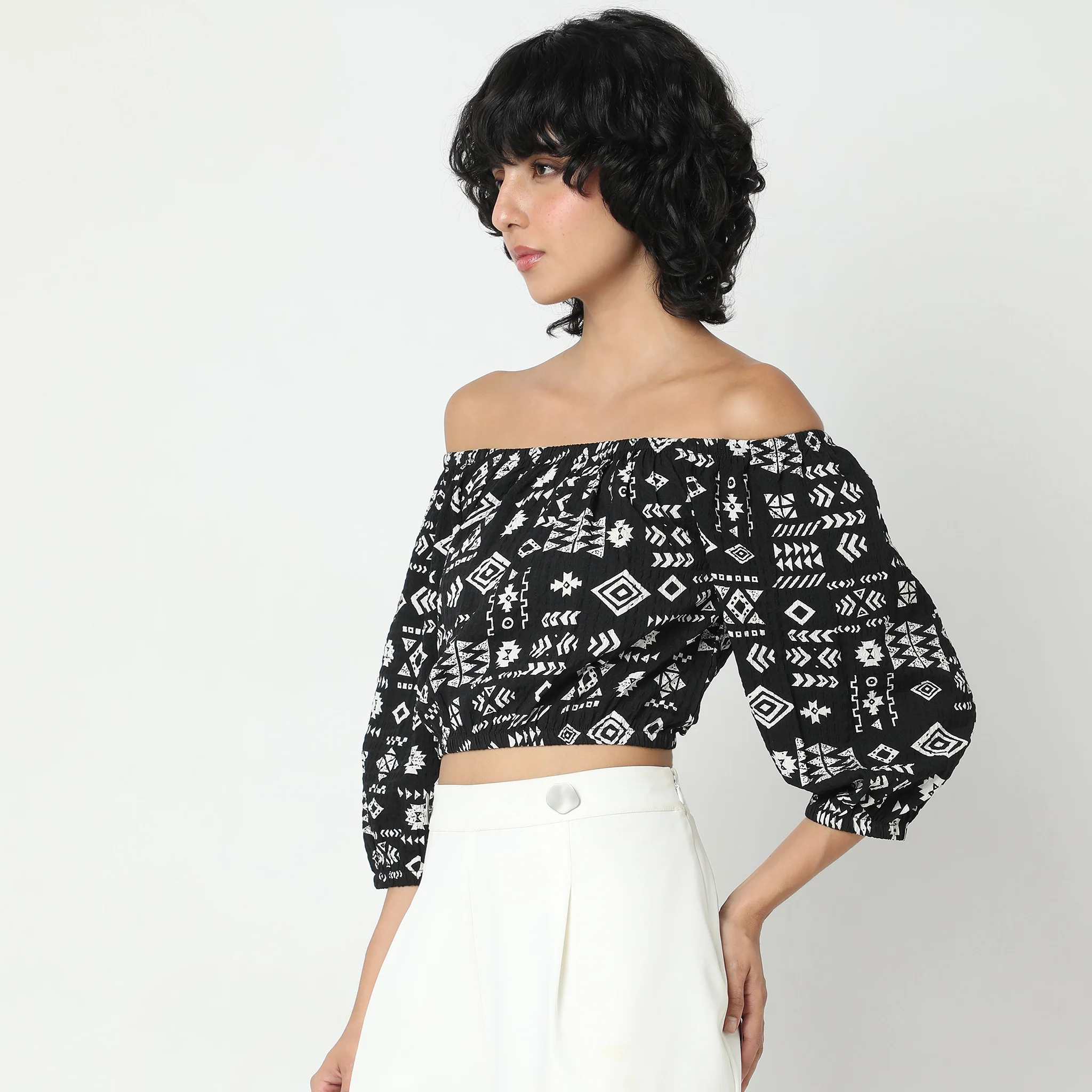 Boxy Fit Printed Crop Top - Image 5