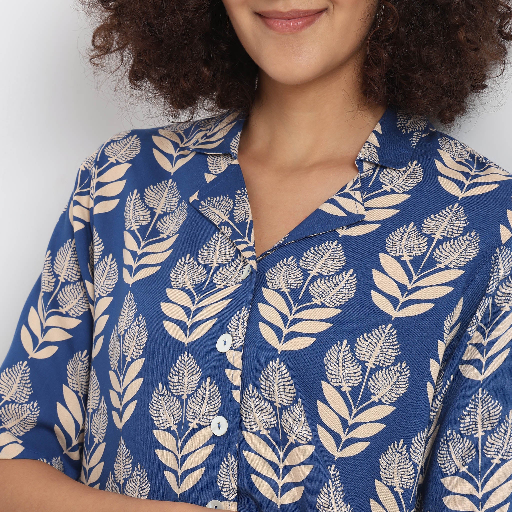 Boxy Fit Printed Top - Image 4
