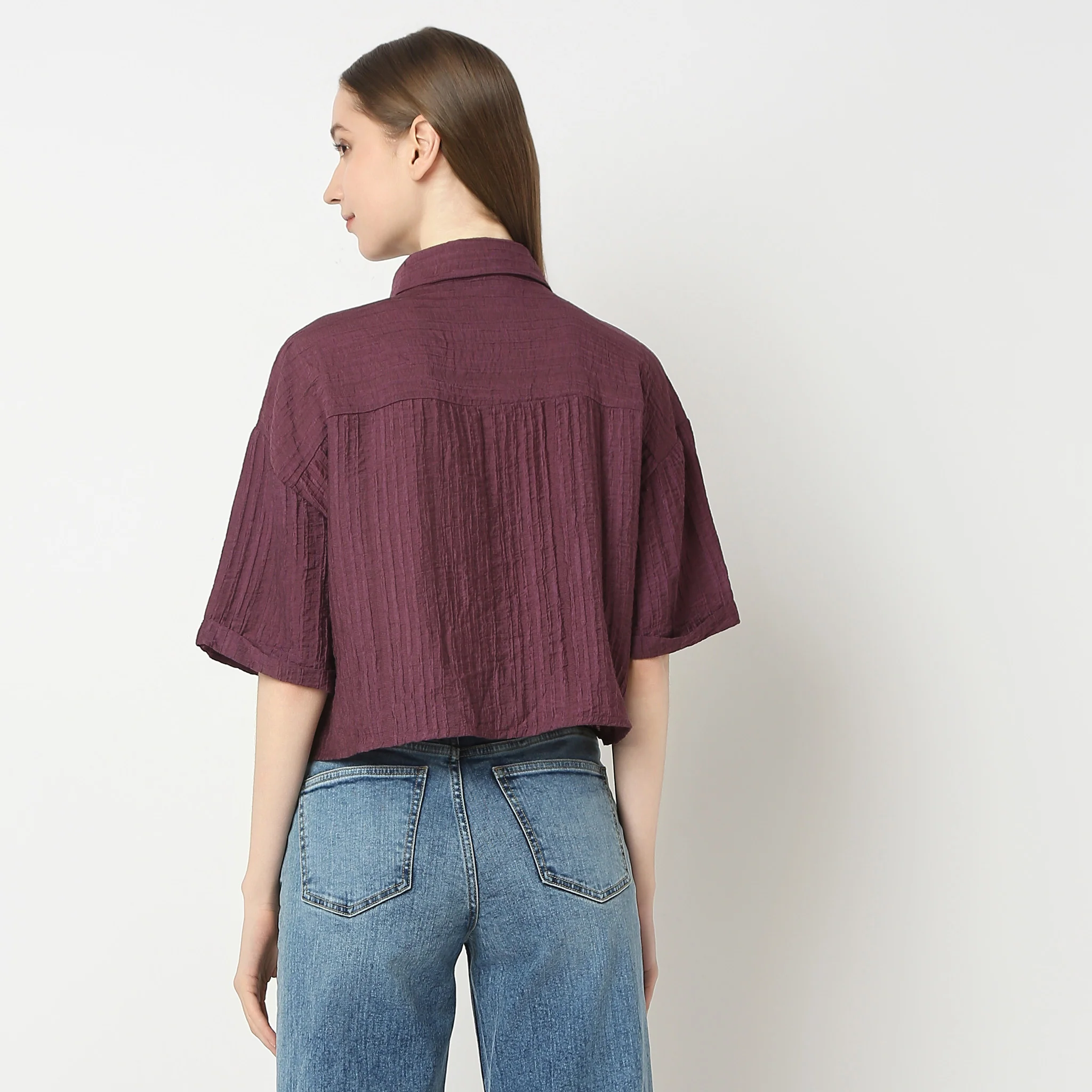 Boxy Fit Short Length Collar Regular Short Shirt - Image 8