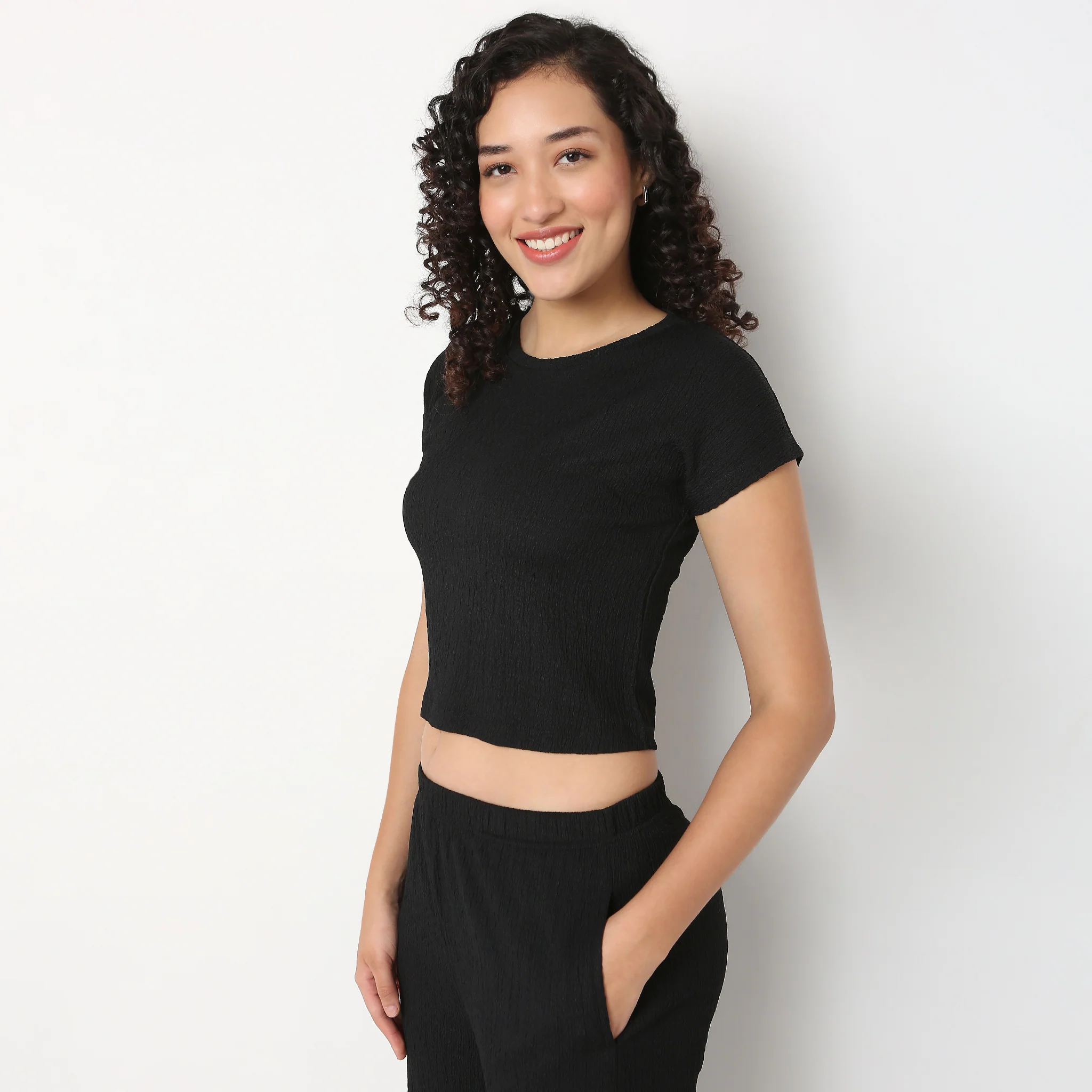 Cropped Boxy Fit Betty Top - Image 15