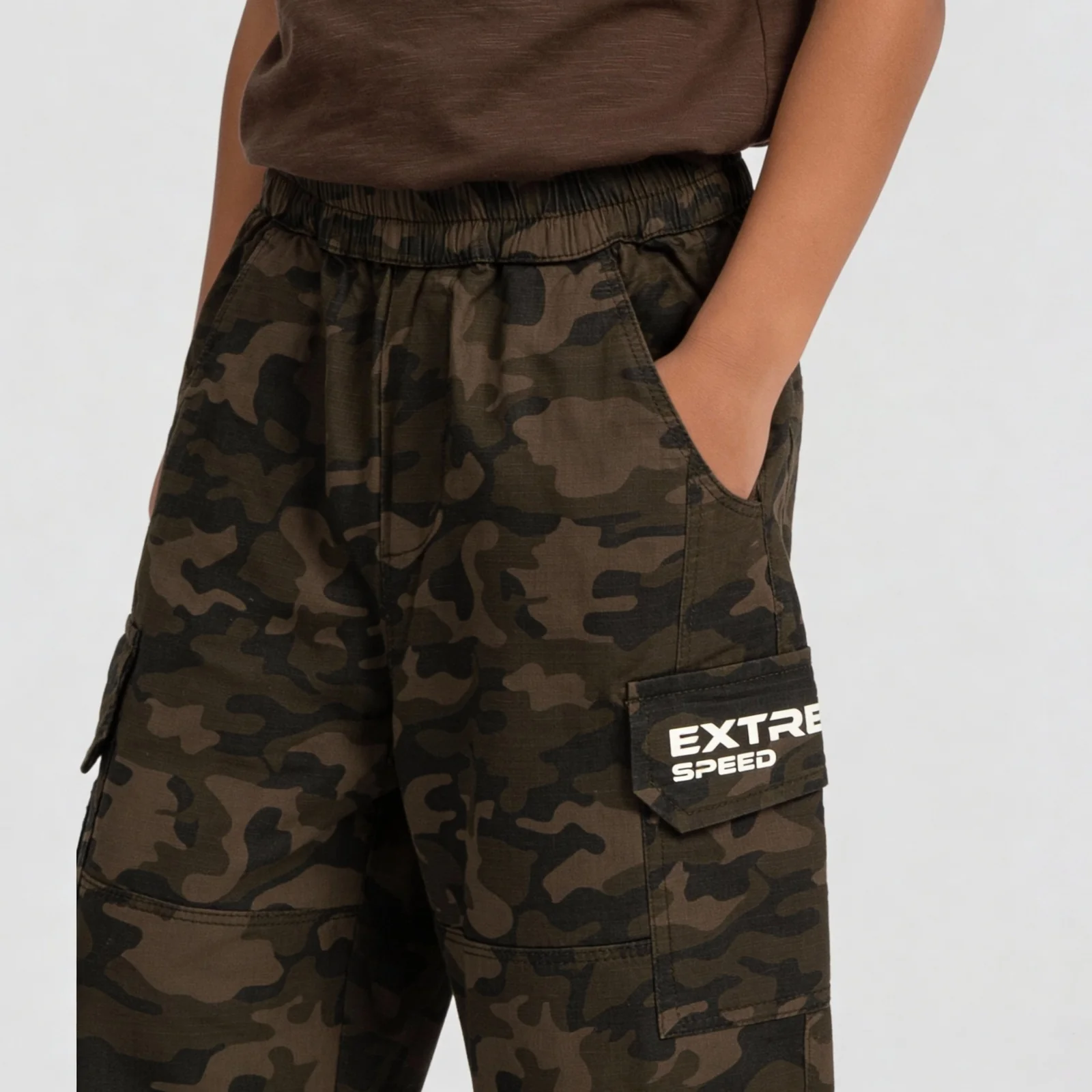 Boys Cotton Printed Messenger Pant - Image 4