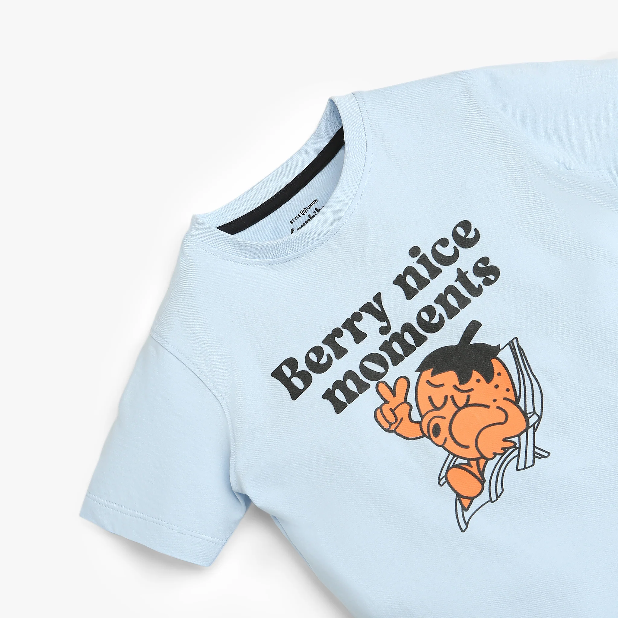 Boys Graphic Crew Neck Berry Nice Moments T-Shirt - Image 3