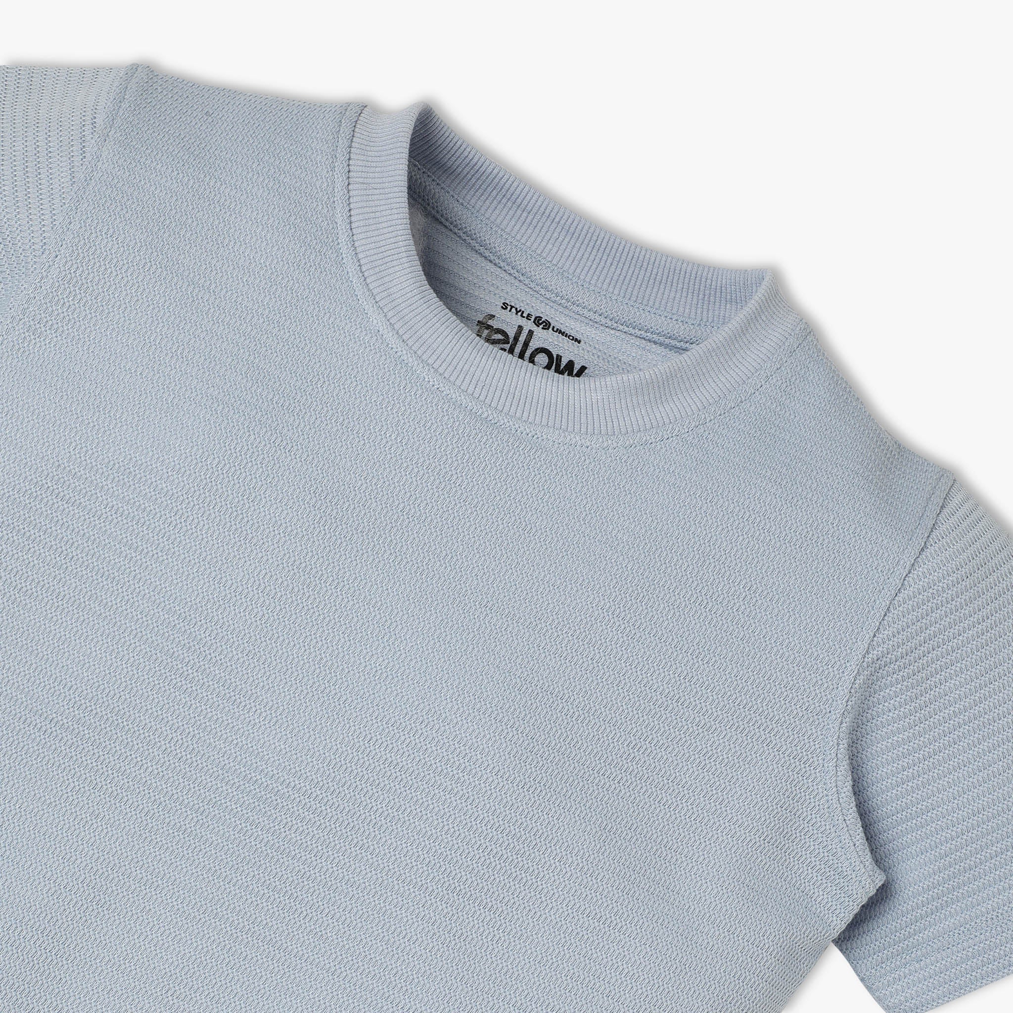 Boys Solid Crew Neck T-Shirt - Image 3