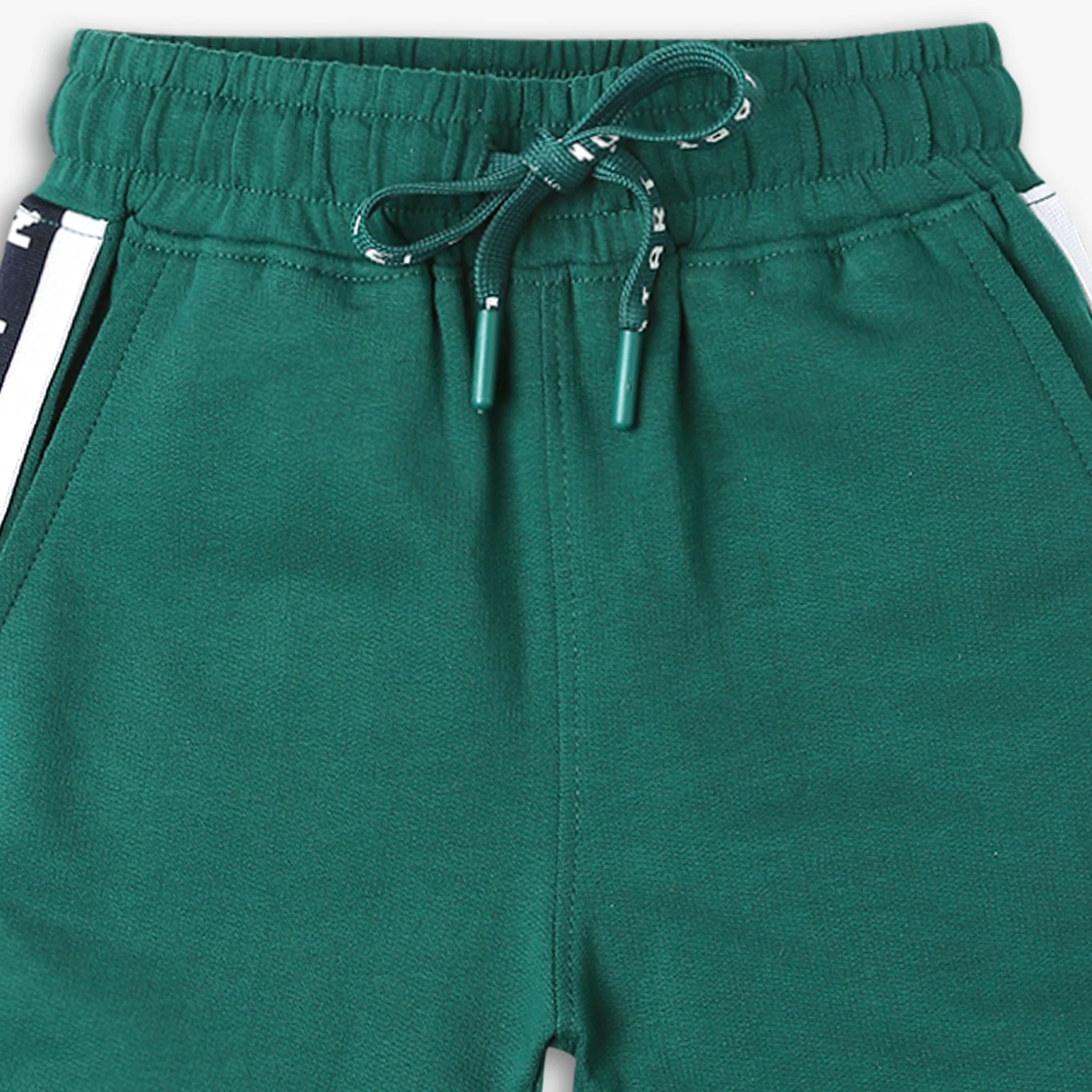 Boys Regular Fit Solid Mid Rise Shorts - Image 3