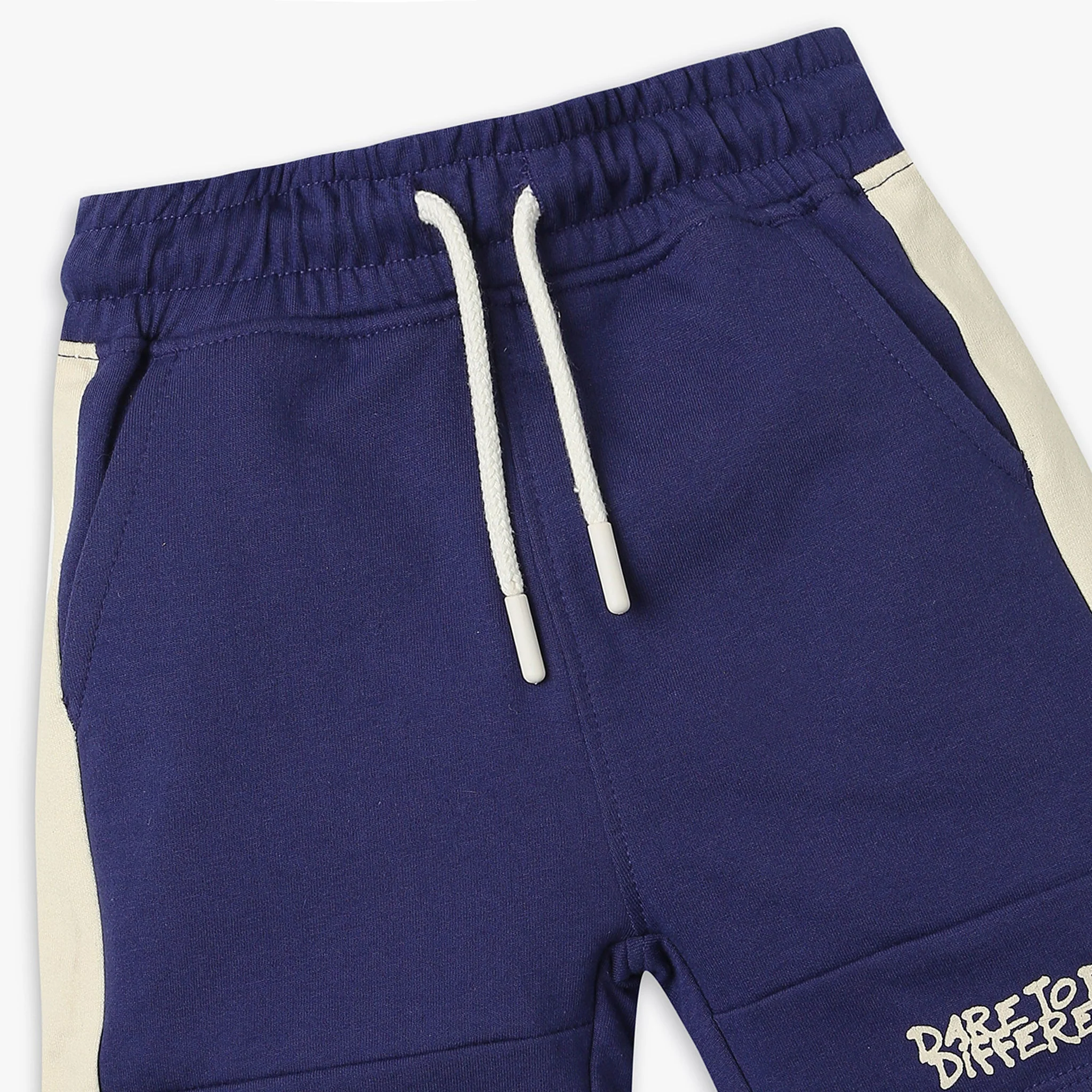 Boy's Regular Fit Solid Mid Rise Shorts - Image 3