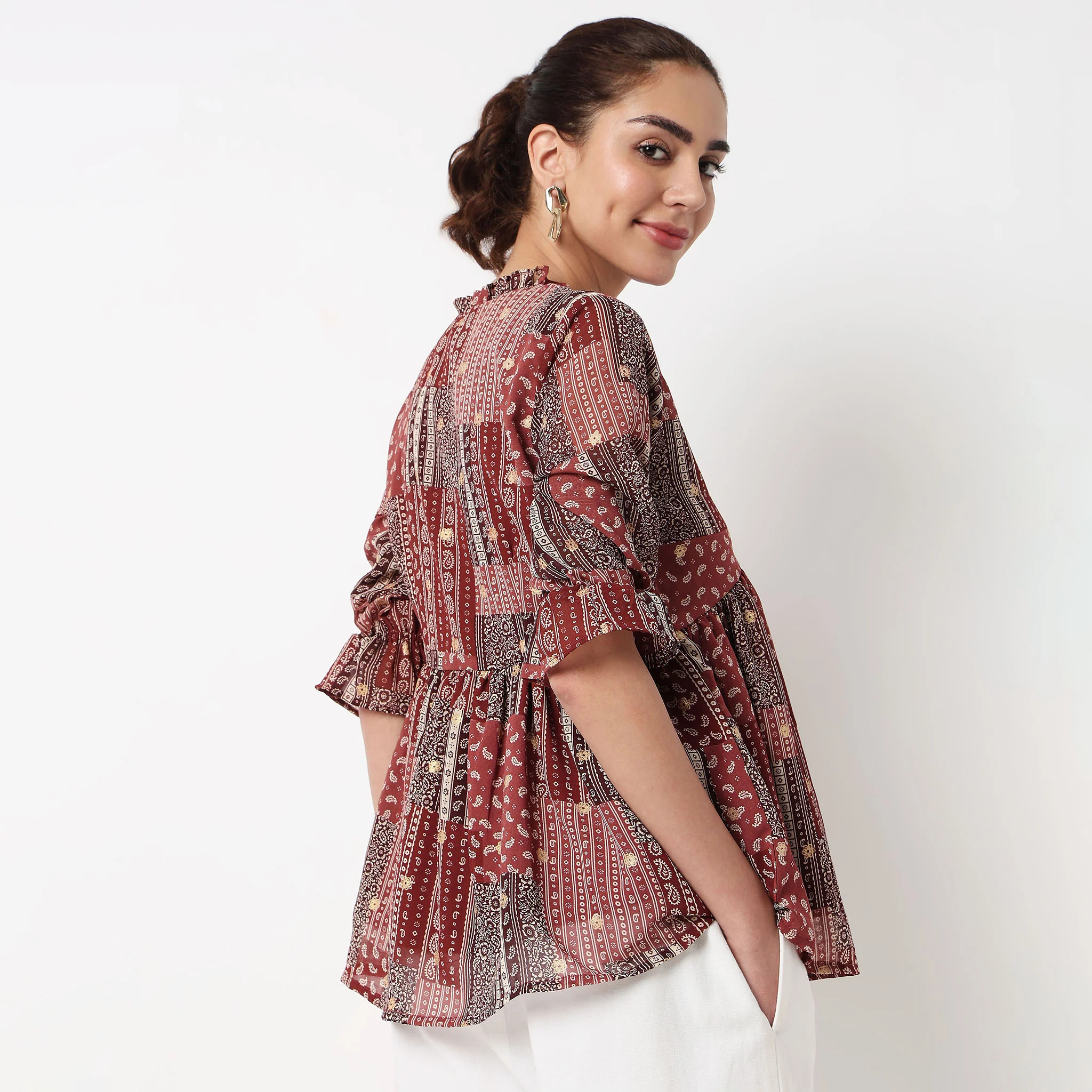 Button Down W Cut Ruffle Neckline Top - Image 3
