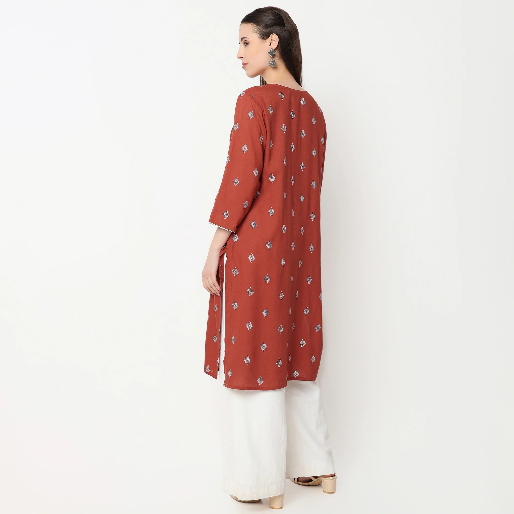 Centre Panel Printed Kurta - Image 3