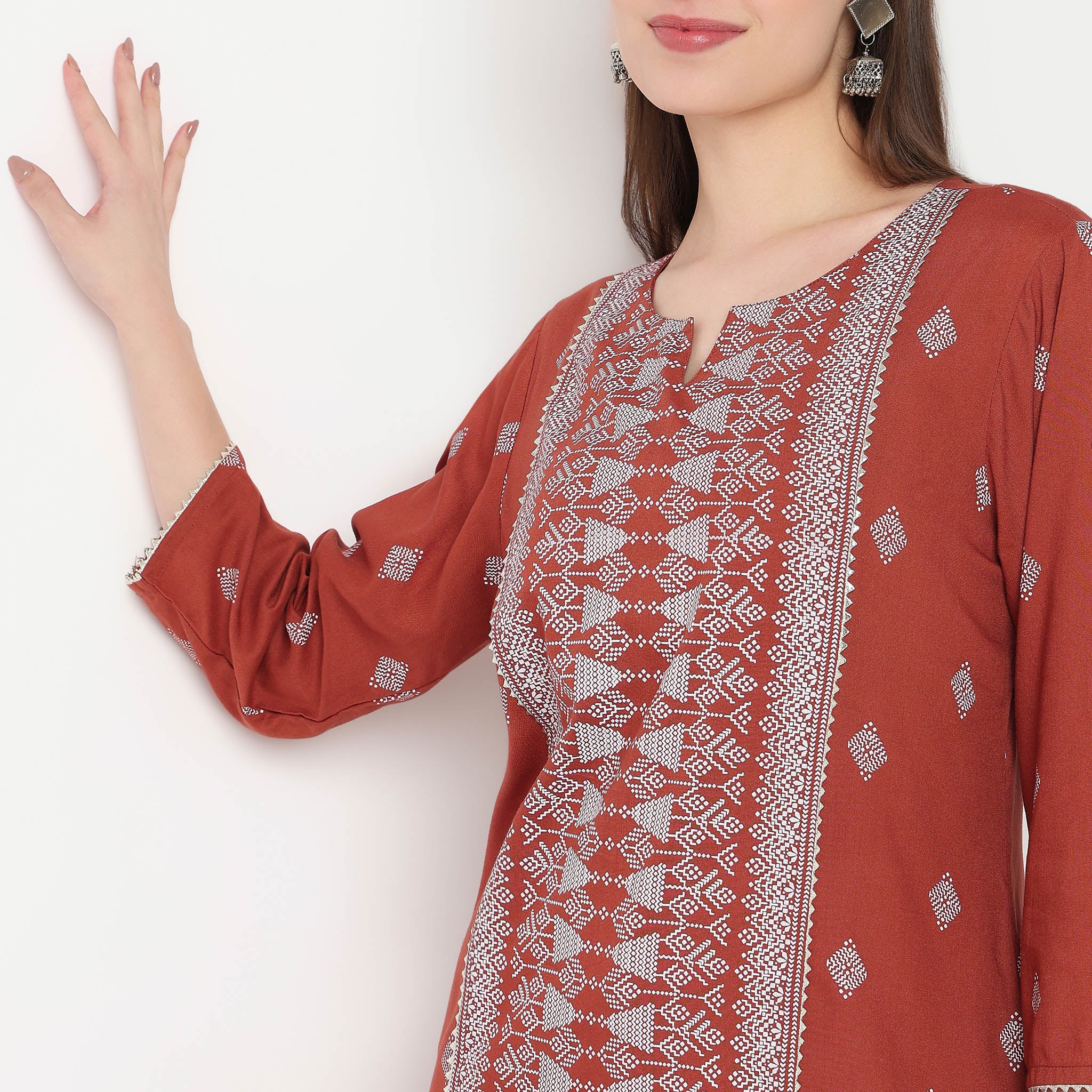 Centre Panel Printed Kurta - Image 4