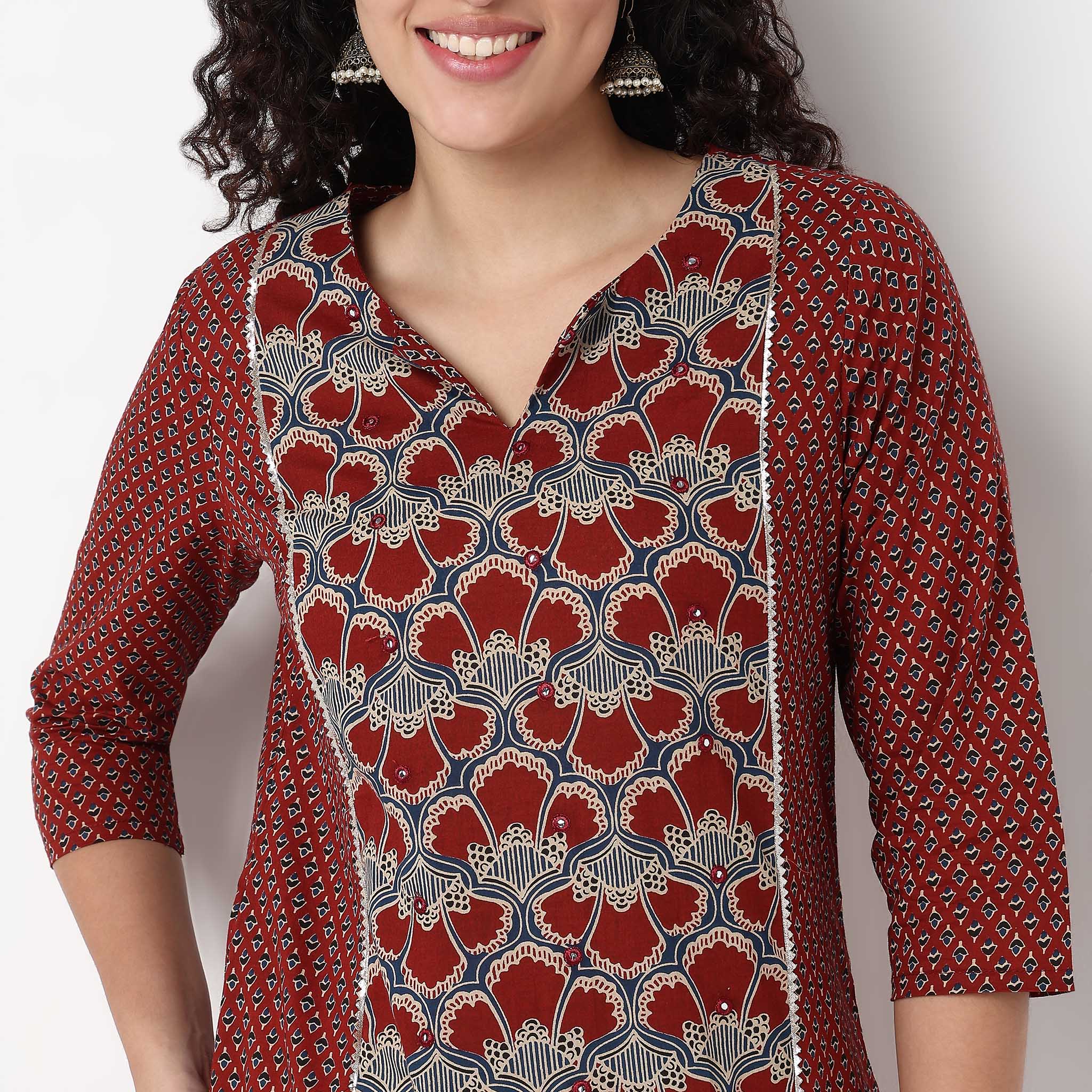 Centre Panel Printed Long Kurta - Image 4