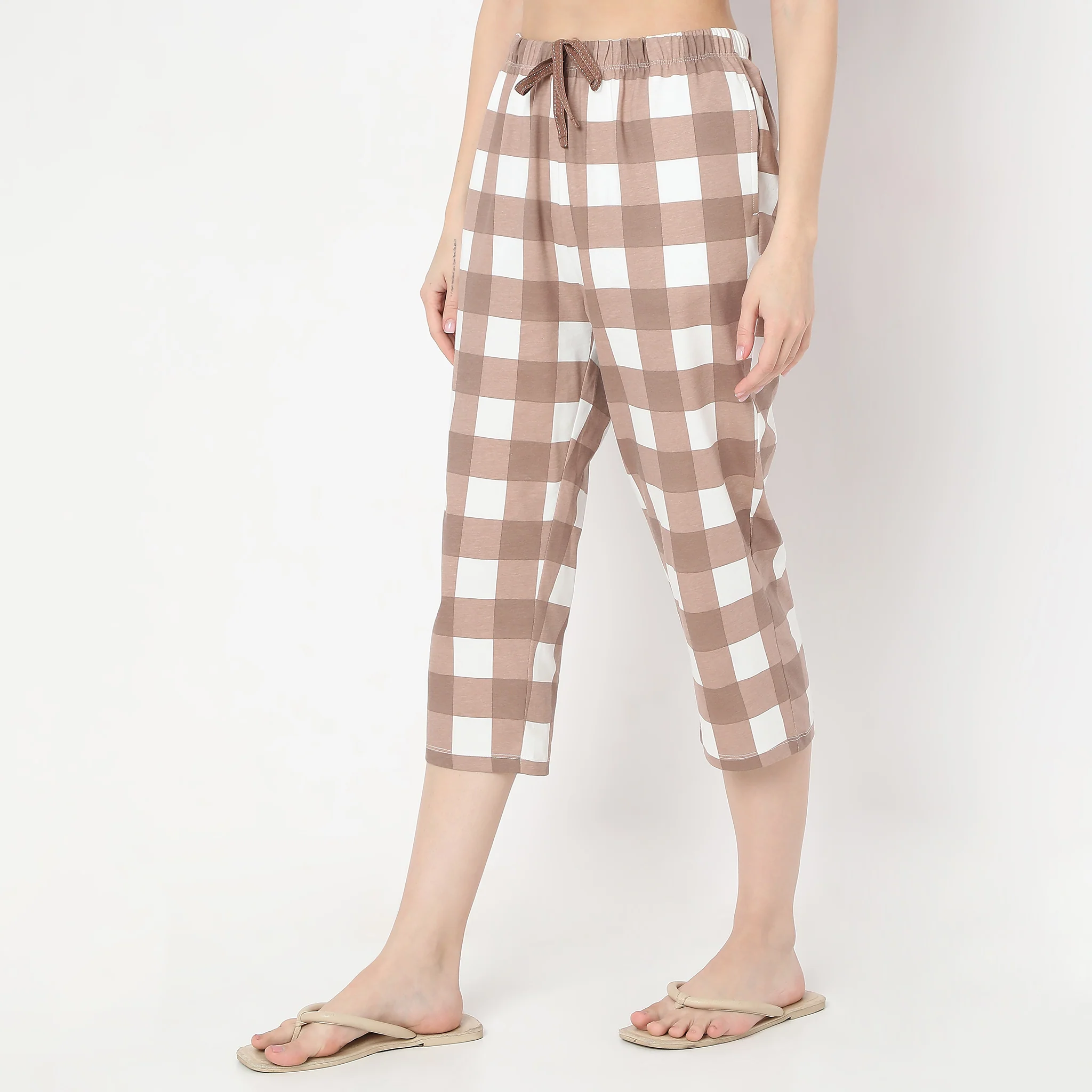 Check Print Core Lounge Capris - Image 5