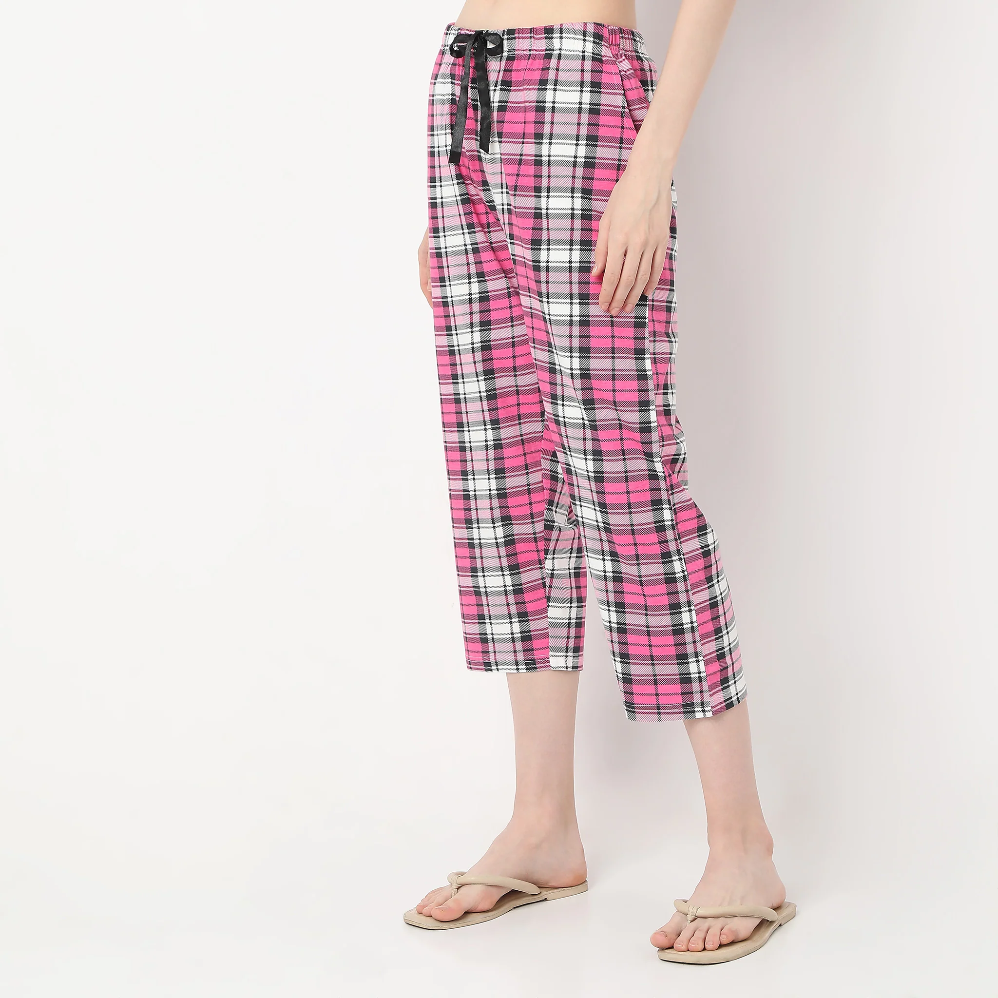 Check Print Core Lounge Capris - Image 5