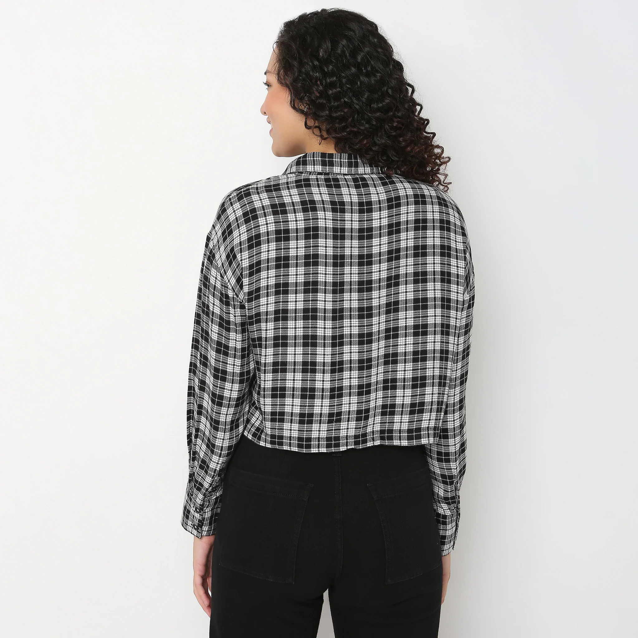 Checkered Boxy Crop Shirt - Image 3