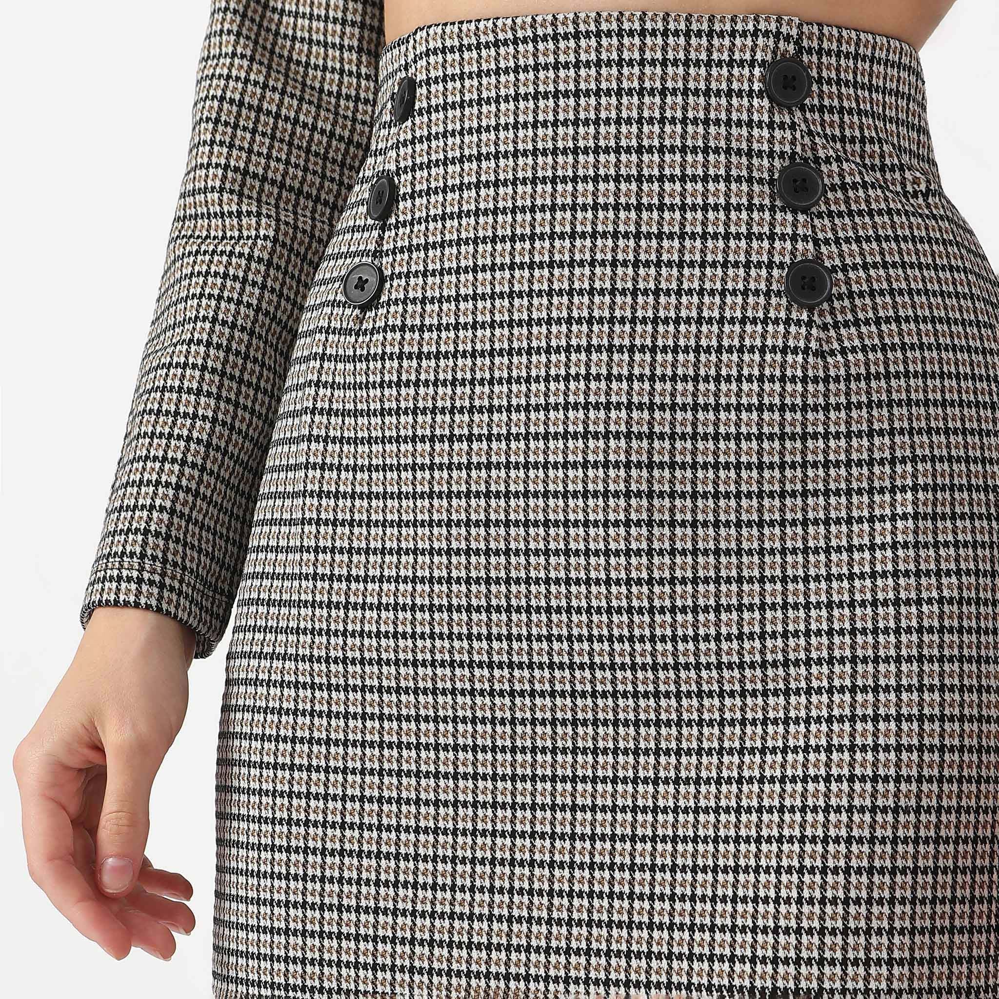 Checkered Calf Length Betty Casual Short Skirt - Image 4