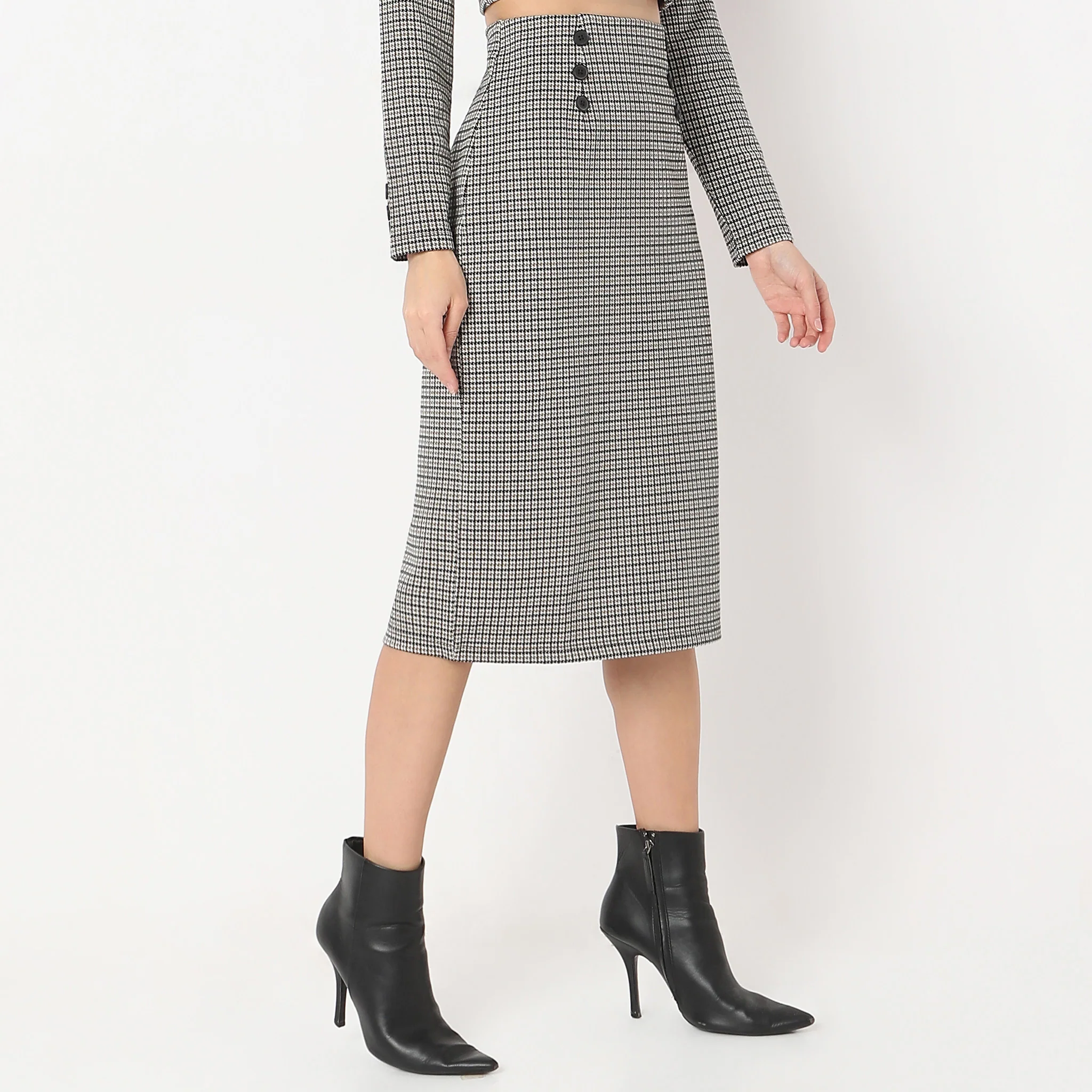 Checkered Calf Length Betty Casual Short Skirt - Image 5
