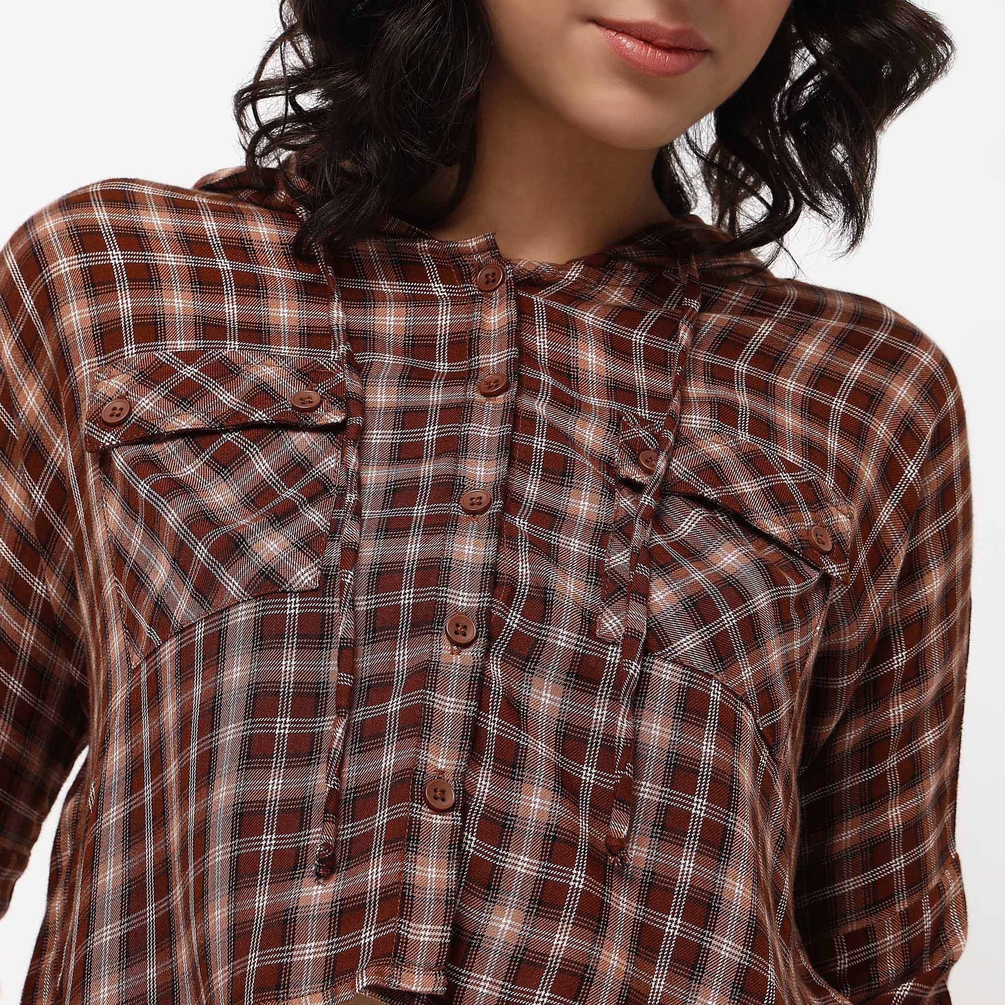 Checkered Hoodie Style Cropped Betty Shirt - Image 4