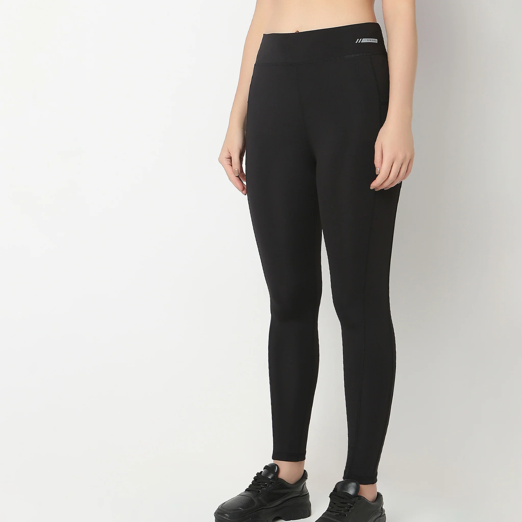 Comfort Fit Modern High Rise Jeggings - Image 5