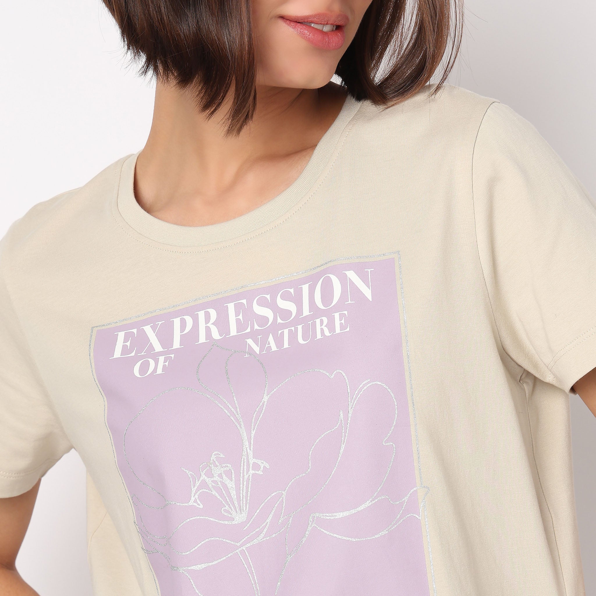 Cotton Crew Neck Graphic T-Shirt - Image 4