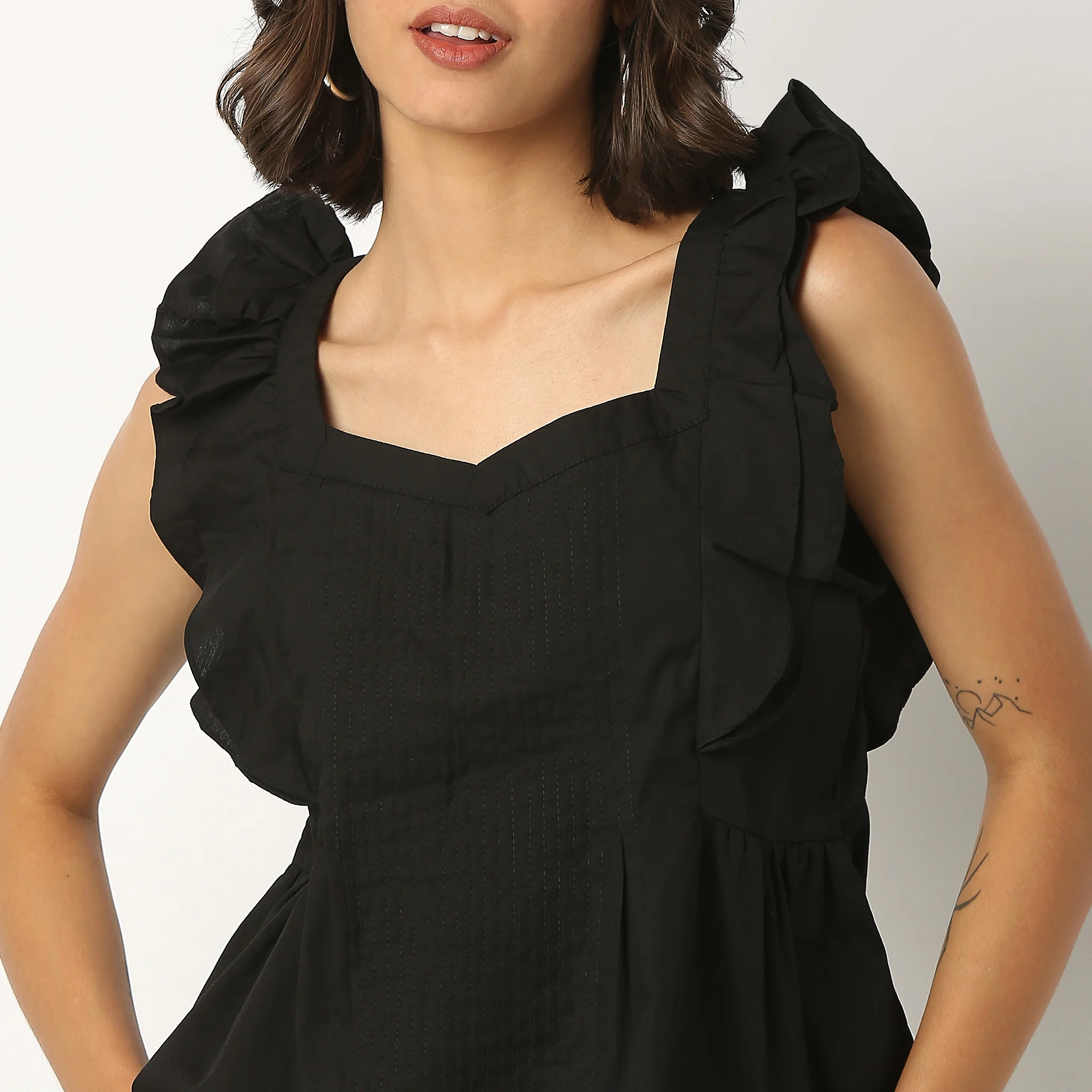 Cotton Ruffle Sleeve Top - Image 4